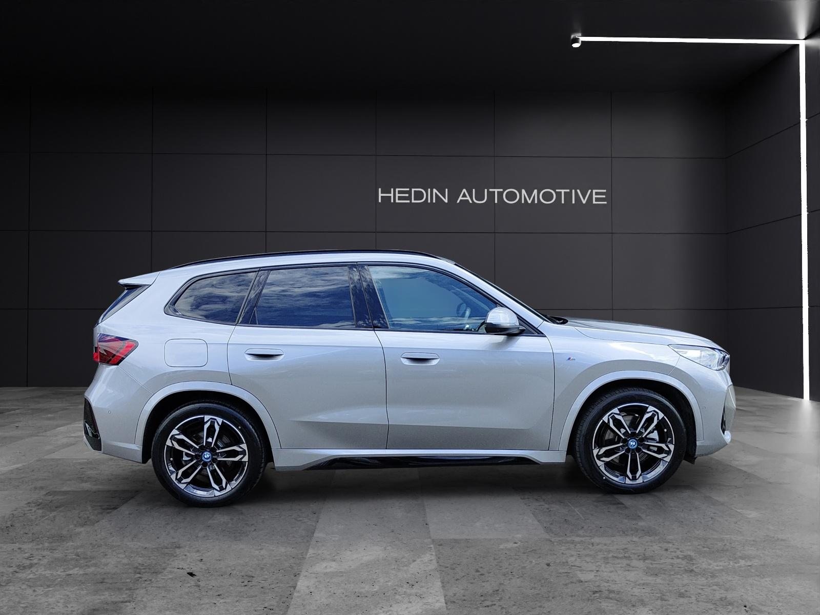 BMW X1 30e xDrive paddles, Plug-in-Hybrid Benzin/Elektro, Occasion / Gebraucht, Automatik - 7