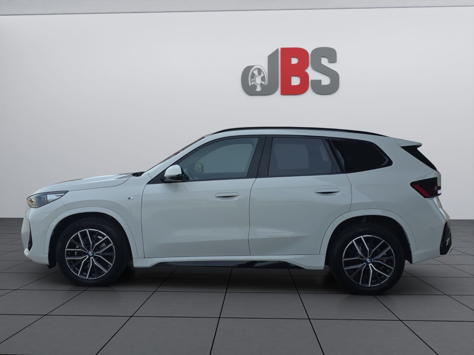 BMW X1 sDrive 18d M Sport, Diesel, Second hand / Used, Automatic - 4