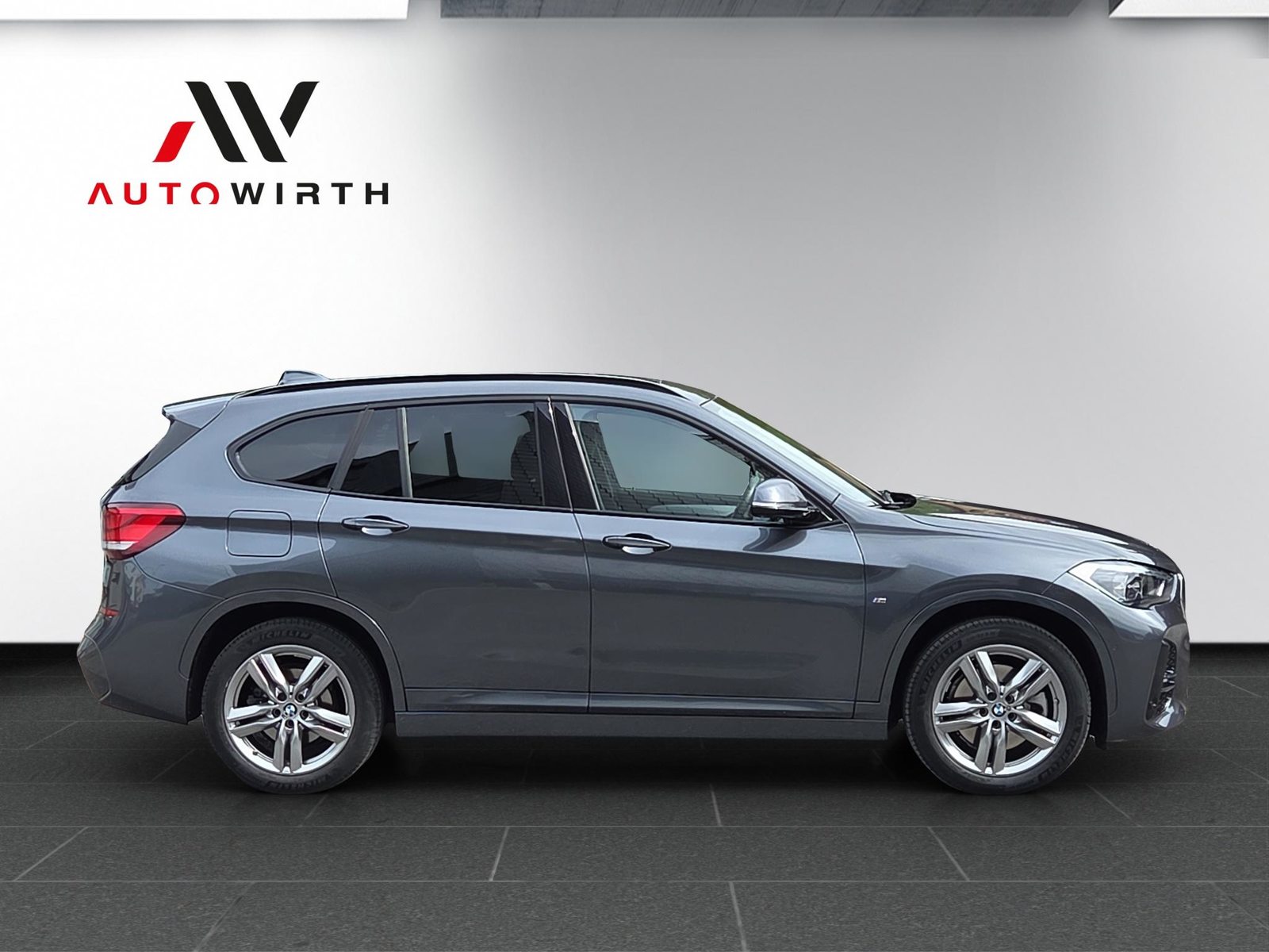 BMW X1 25e xDrive, Plug-in-Hybrid Benzin/Elektro, Occasion / Gebraucht, Automatik - 4