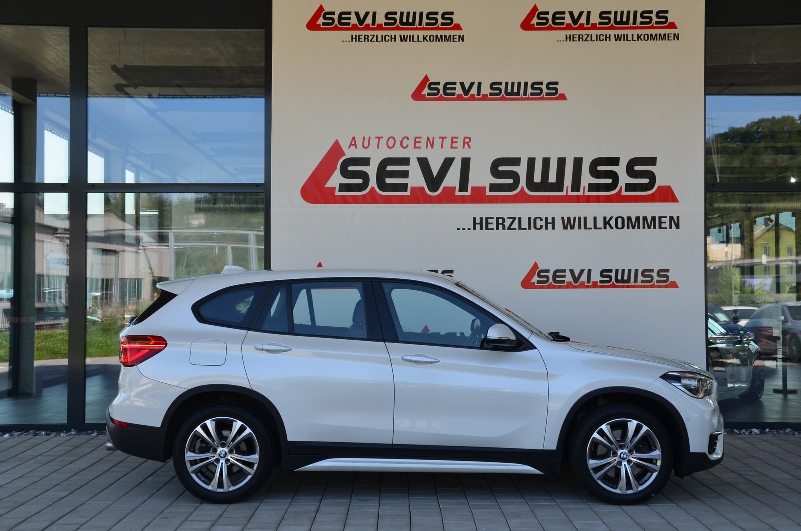 BMW X1 20d Steptronic*Ab MFK,1 Jahr oder 20'000km Gar, Diesel, Occasion / Gebraucht, Automatik - 4