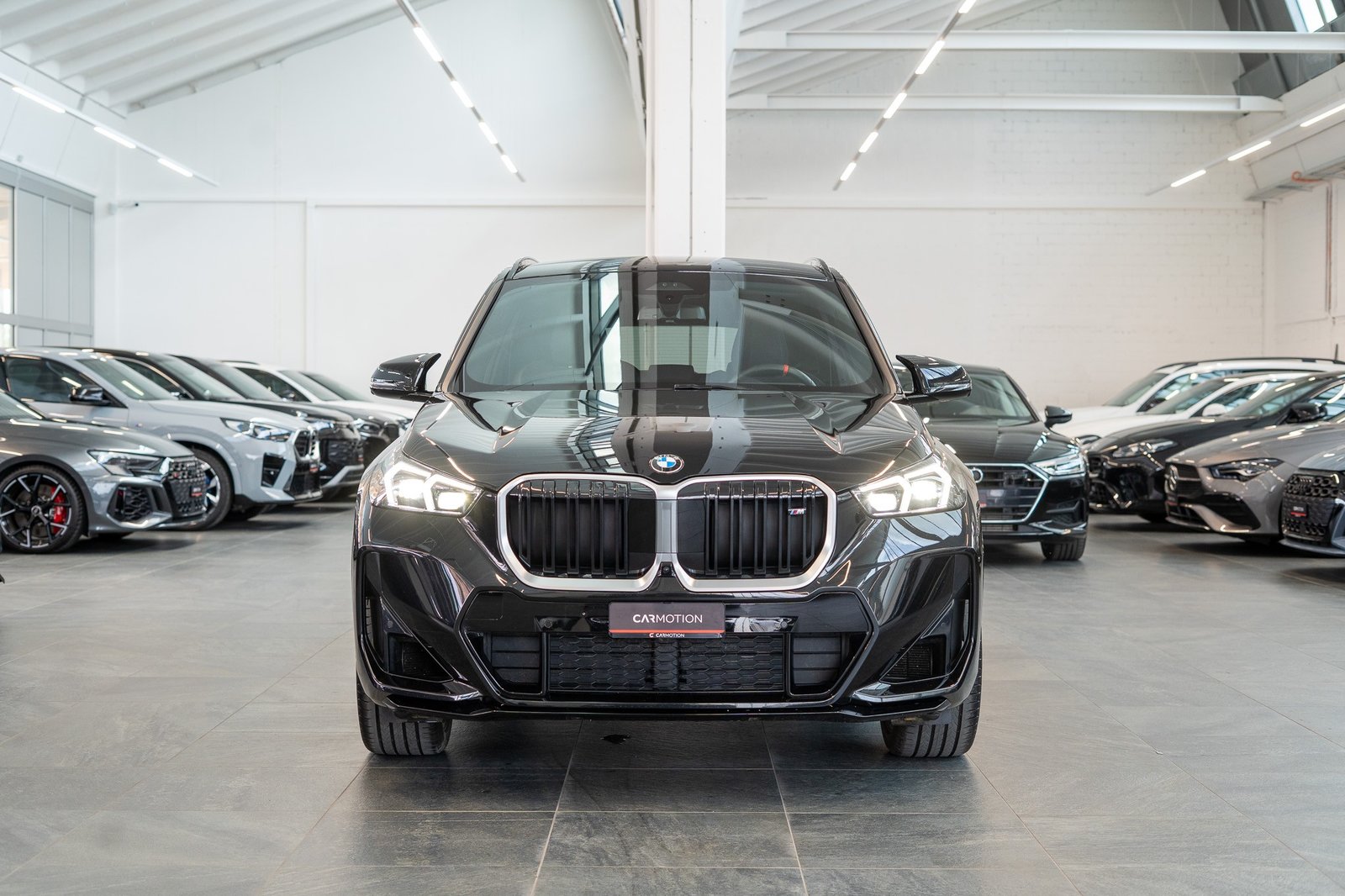 BMW X1 M35i / 360Kamera / HeadUp / Harman Kardon, Benzin, Occasion / Gebraucht, Automatik - 2