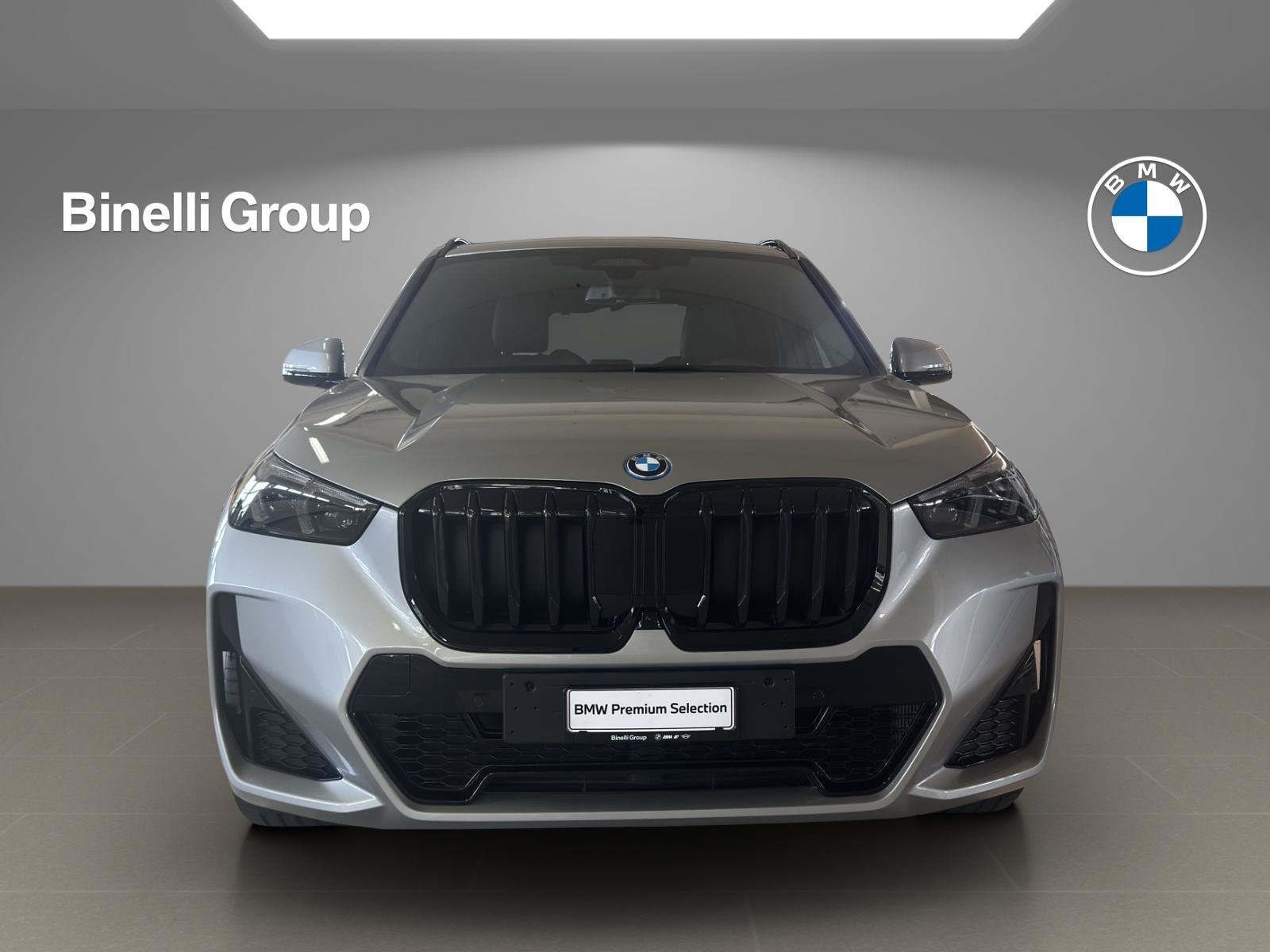 BMW X1 30e paddles, Plug-in-Hybrid Benzin/Elektro, Occasion / Gebraucht, Automatik - 3