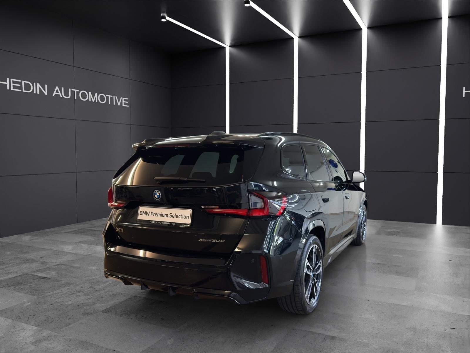 BMW X1 30e xDrive, Plug-in-Hybrid Petrol/Electric, Second hand / Used, Automatic - 5