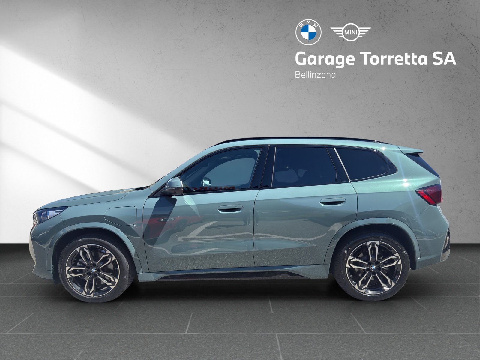BMW X1 30e M Sport, Hybride Rechargeable Essence/Électricité, Occasion / Utilisé, Automatique - 2