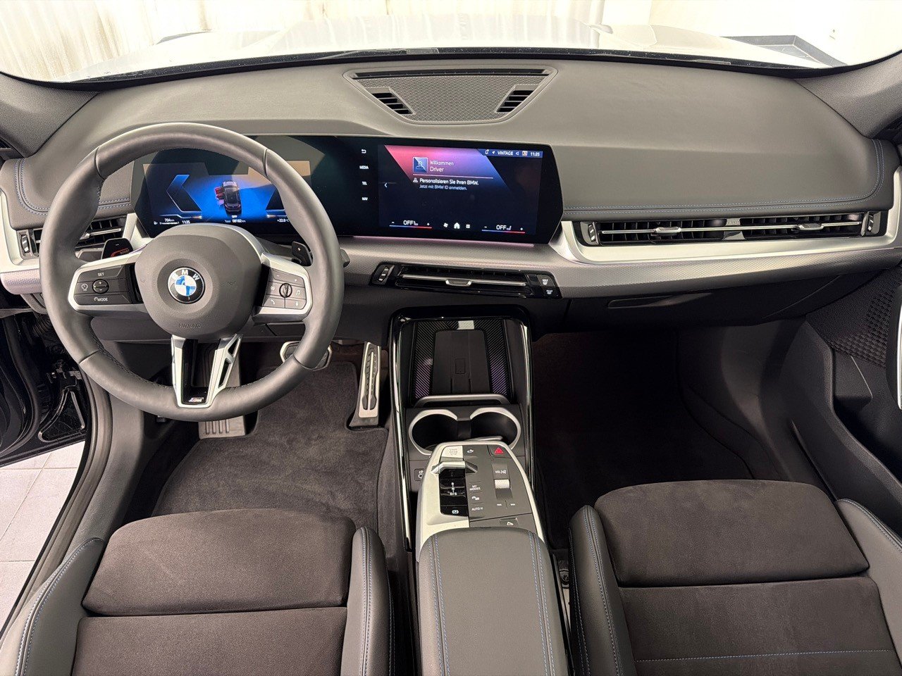 BMW X1 sDrive 18i M Sport, Benzin, Occasion / Gebraucht, Automatik - 7
