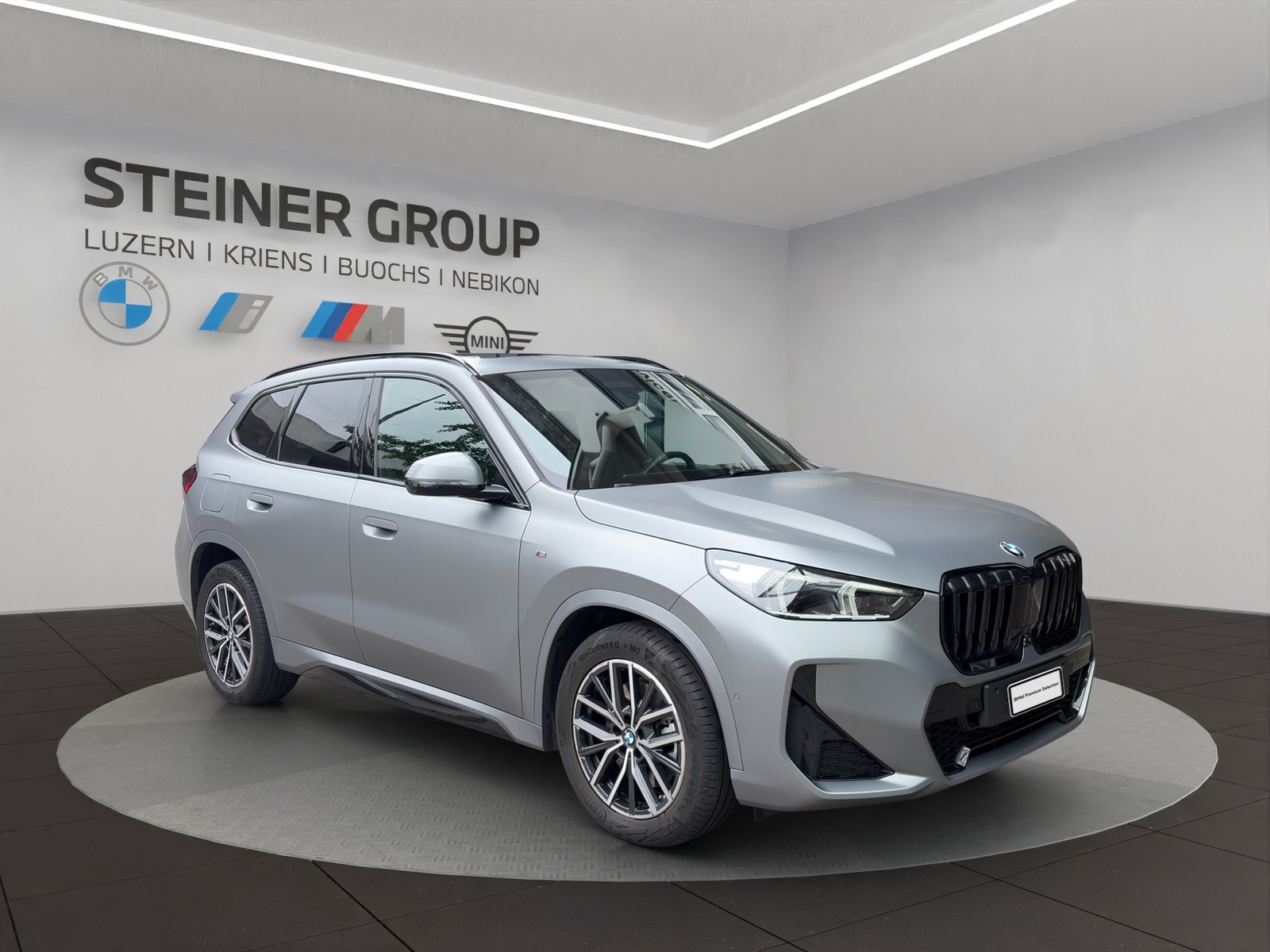 BMW X1 23i 48V M Sport, Mild-Hybrid Benzin/Elektro, Occasion / Gebraucht, Automatik - 3