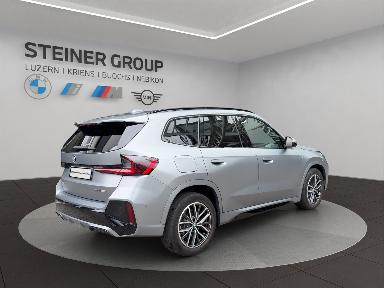 BMW X1 23i 48V M Sport, Mild-Hybrid Benzin/Elektro, Occasion / Gebraucht, Automatik - 5