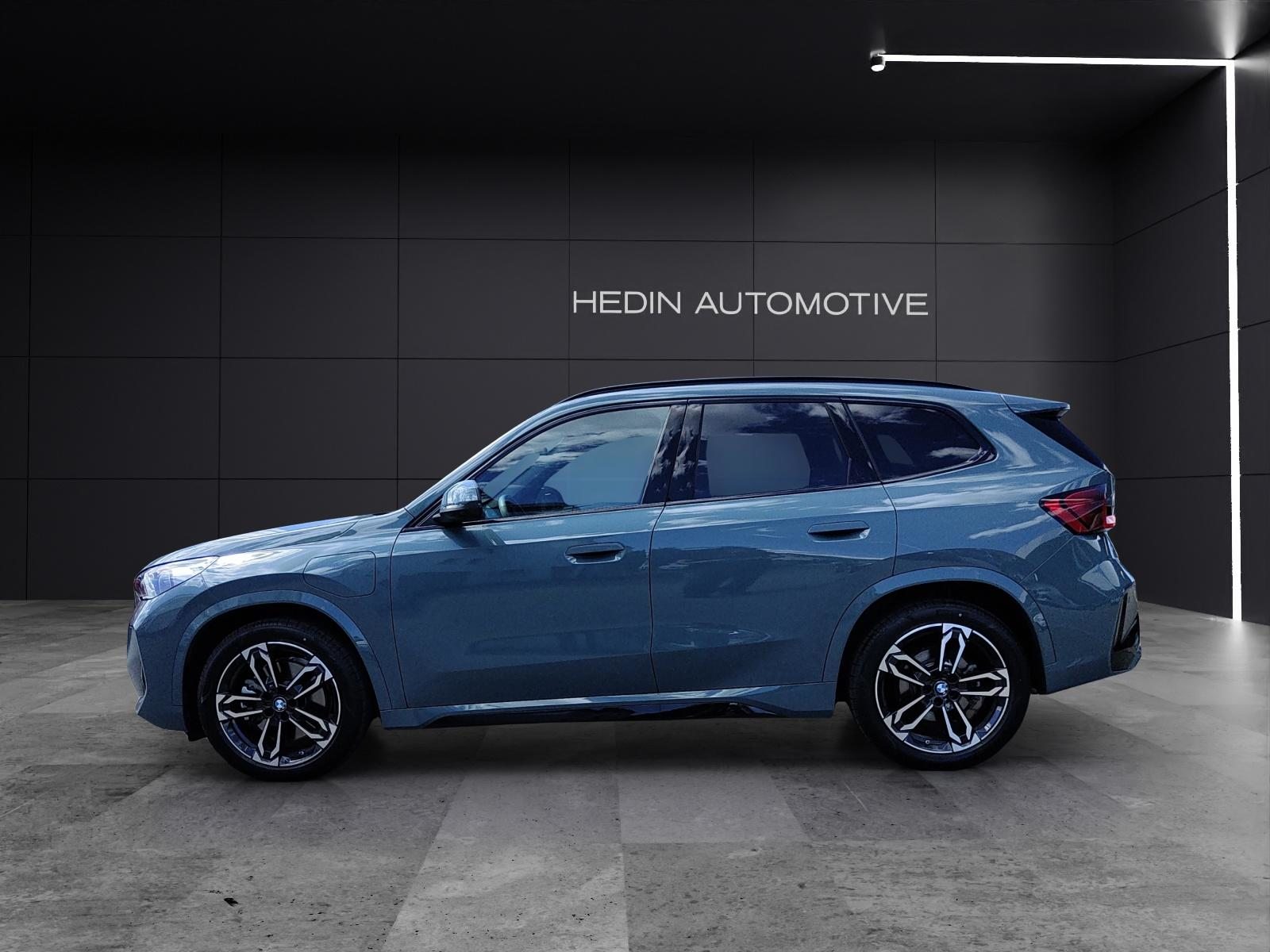BMW X1 30e xDrive paddles, Plug-in-Hybrid Benzin/Elektro, Occasion / Gebraucht, Automatik - 2