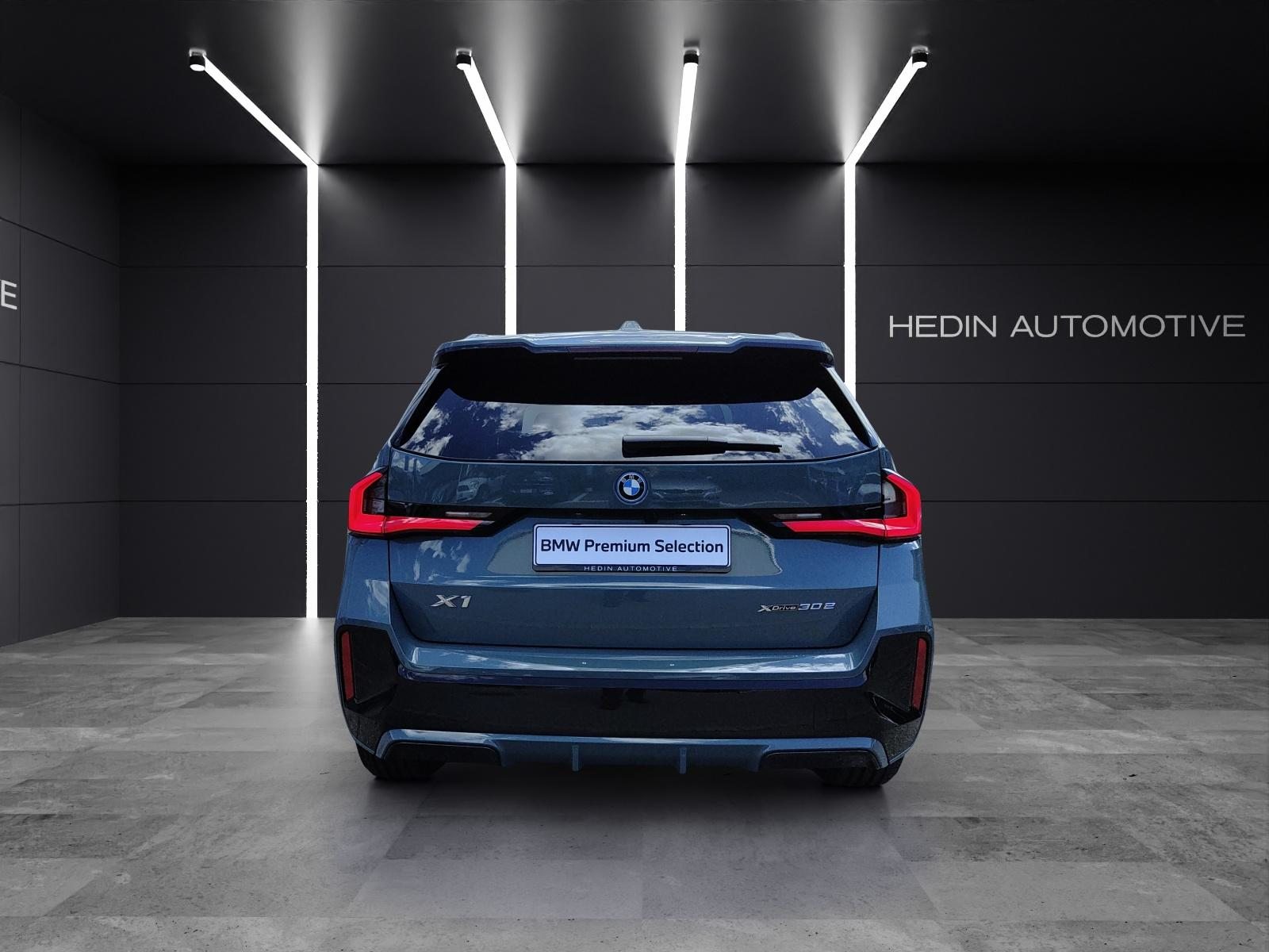 BMW X1 30e xDrive paddles, Plug-in-Hybrid Benzin/Elektro, Occasion / Gebraucht, Automatik - 5