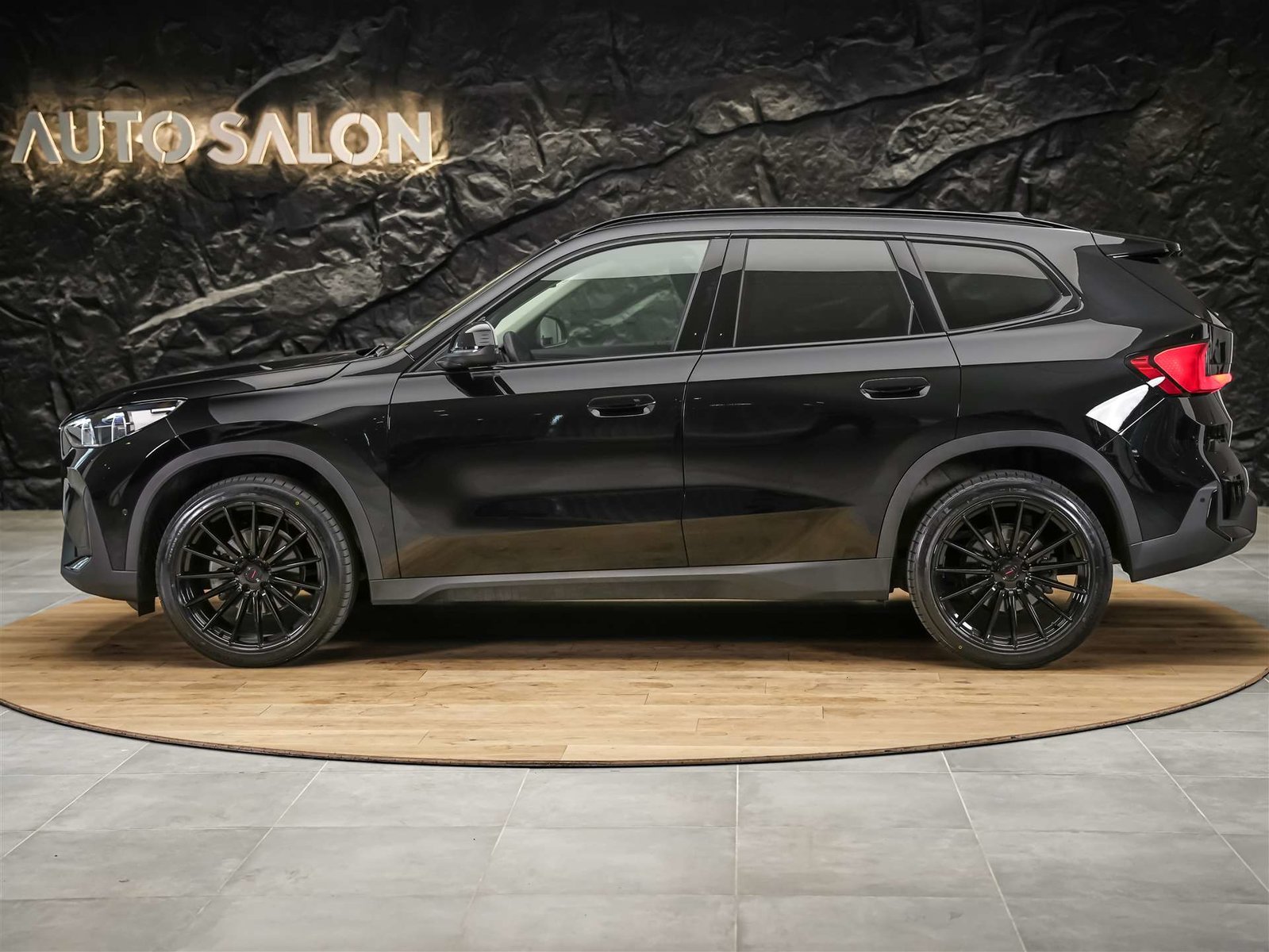 BMW X1 20d *20 Felgen*Abstandsregler*Anhängerkupplun, Diesel, Occasion / Gebraucht, Automatik - 3