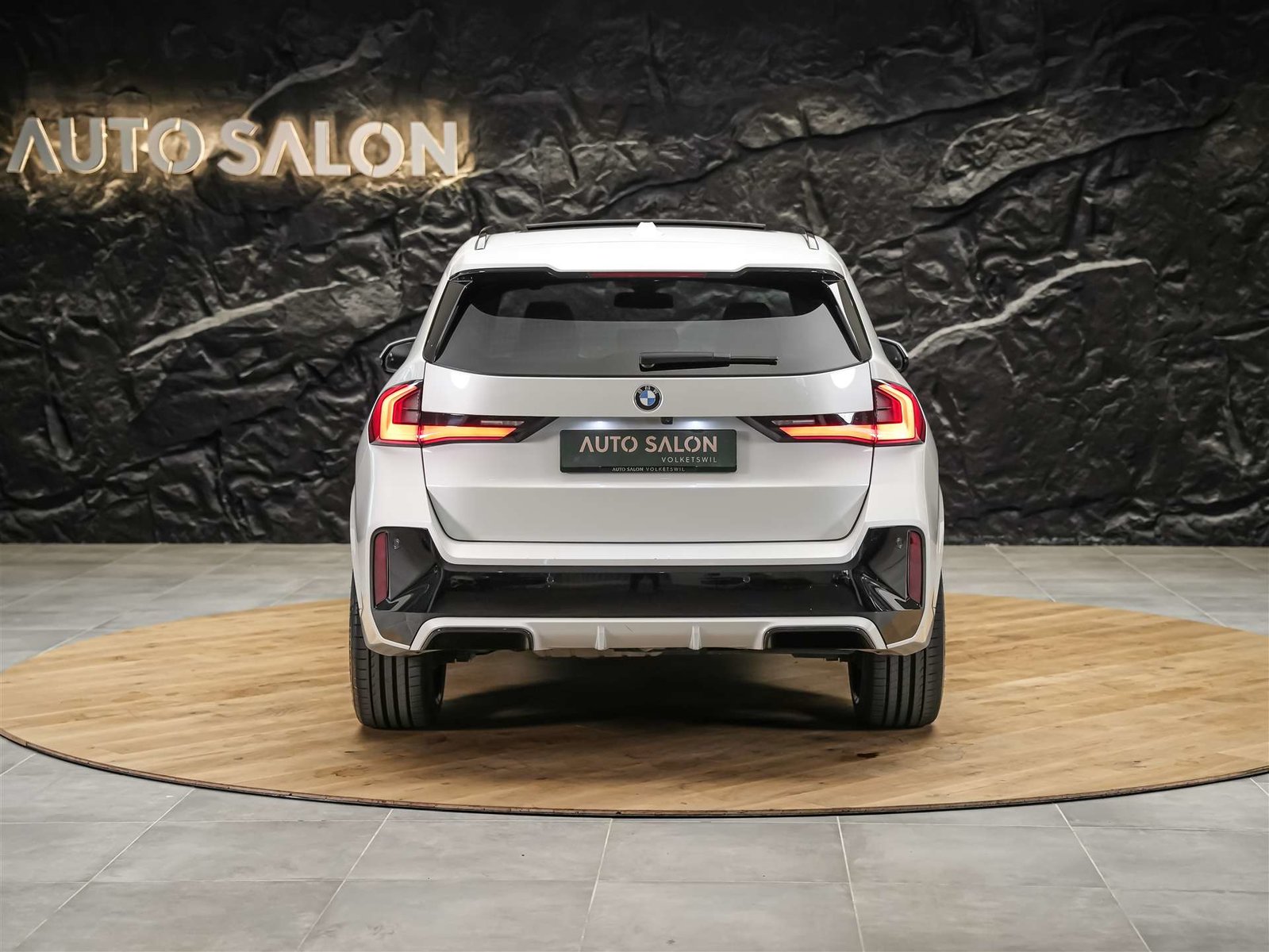 BMW X1 23d 48V M Sport *Panorama*Massage*Werksgaranti, Diesel, Occasion / Gebraucht, Automatik - 5