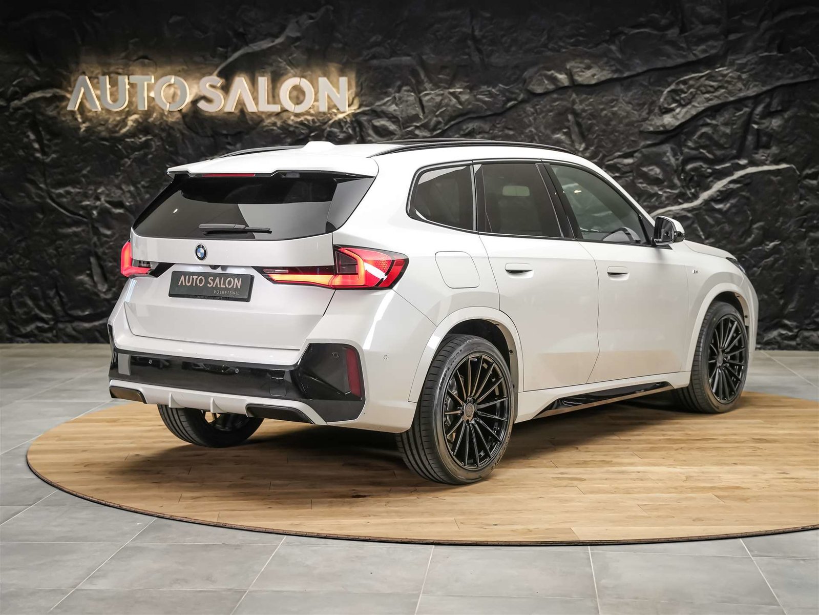 BMW X1 23d 48V M Sport *Panorama*Massage*Werksgaranti, Diesel, Occasion / Gebraucht, Automatik - 6