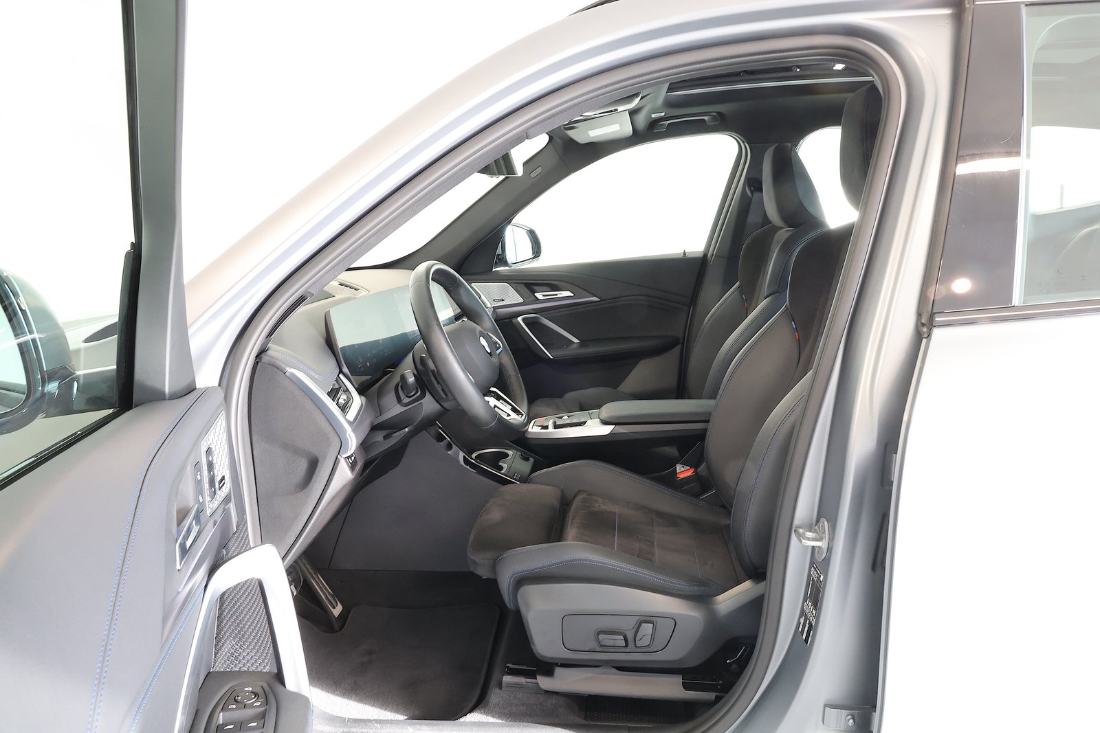 BMW X1 sDrive 18d Facelift M Sport Frozen Grey *CH-Fahrzeug*, Diesel, Occasion / Gebraucht, Automatik - 6