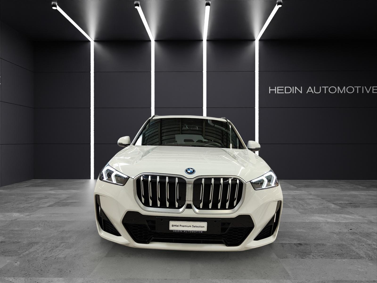 BMW X1 30e xDrive M Sport Parking Assistant Plus, Hybride Rechargeable Essence/Électricité, Occasion / Utilisé, Automatique - 3