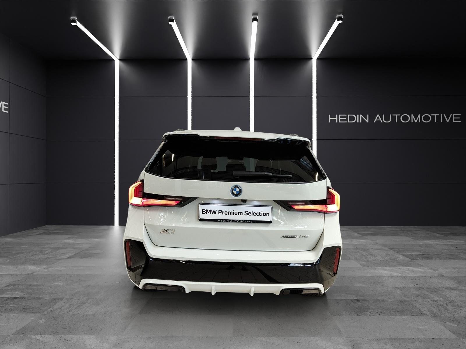 BMW X1 30e xDrive M Sport Parking Assistant Plus, Hybride Rechargeable Essence/Électricité, Occasion / Utilisé, Automatique - 5