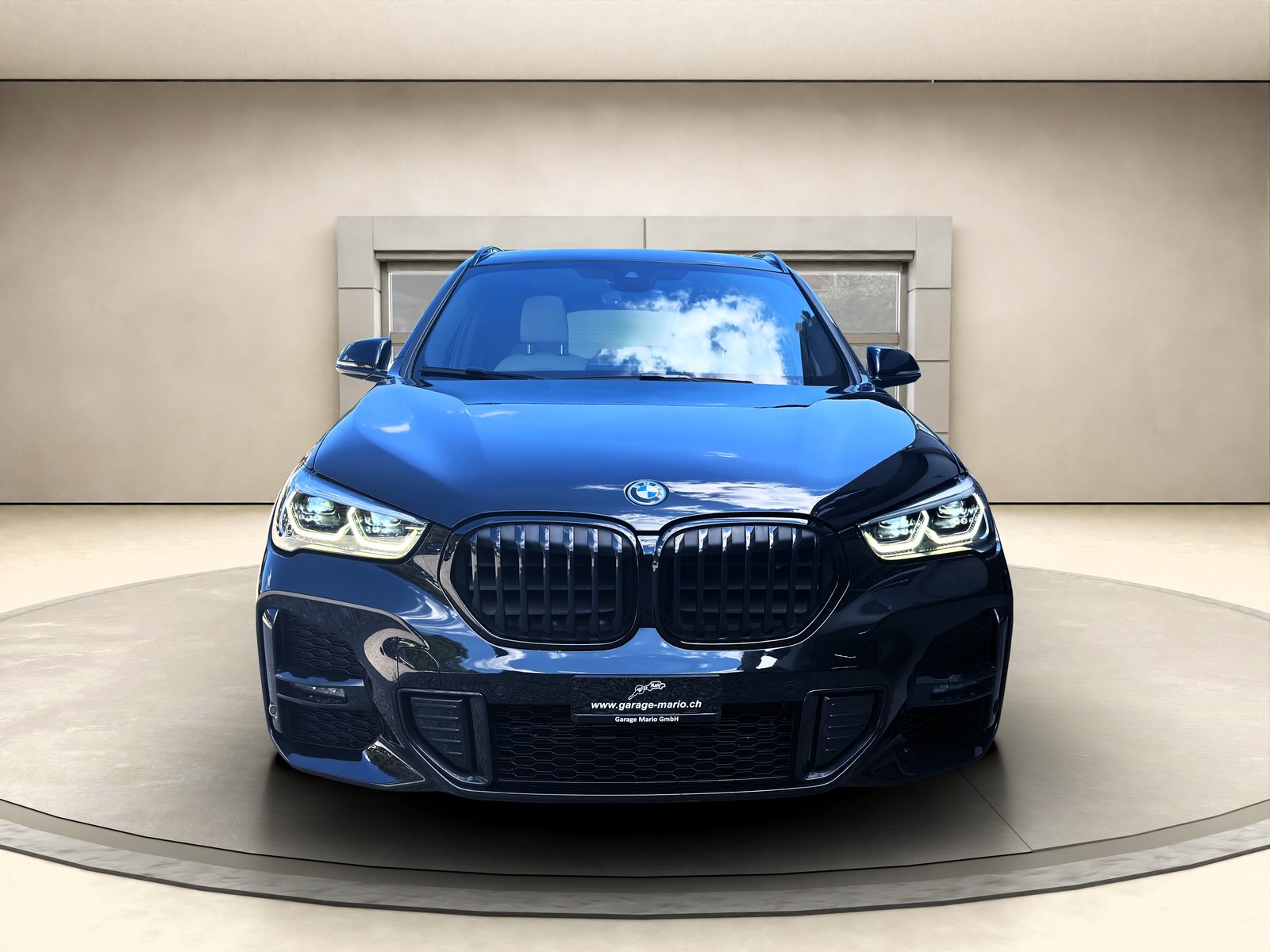 BMW X1 25eM SportSteptronic CH-Fahrzeug Frisch ab Se, Plug-in-Hybrid Benzin/Elektro, Occasion / Gebraucht, Automatik - 2