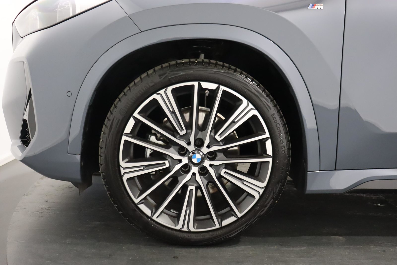 BMW X1 23i xDrive, Hybride Léger Essence/Électricité, Occasion / Utilisé, Automatique - 6