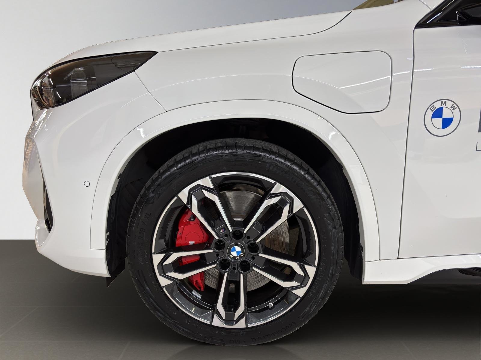 BMW X1 30e paddles, Plug-in-Hybrid Petrol/Electric, Second hand / Used, Automatic - 5