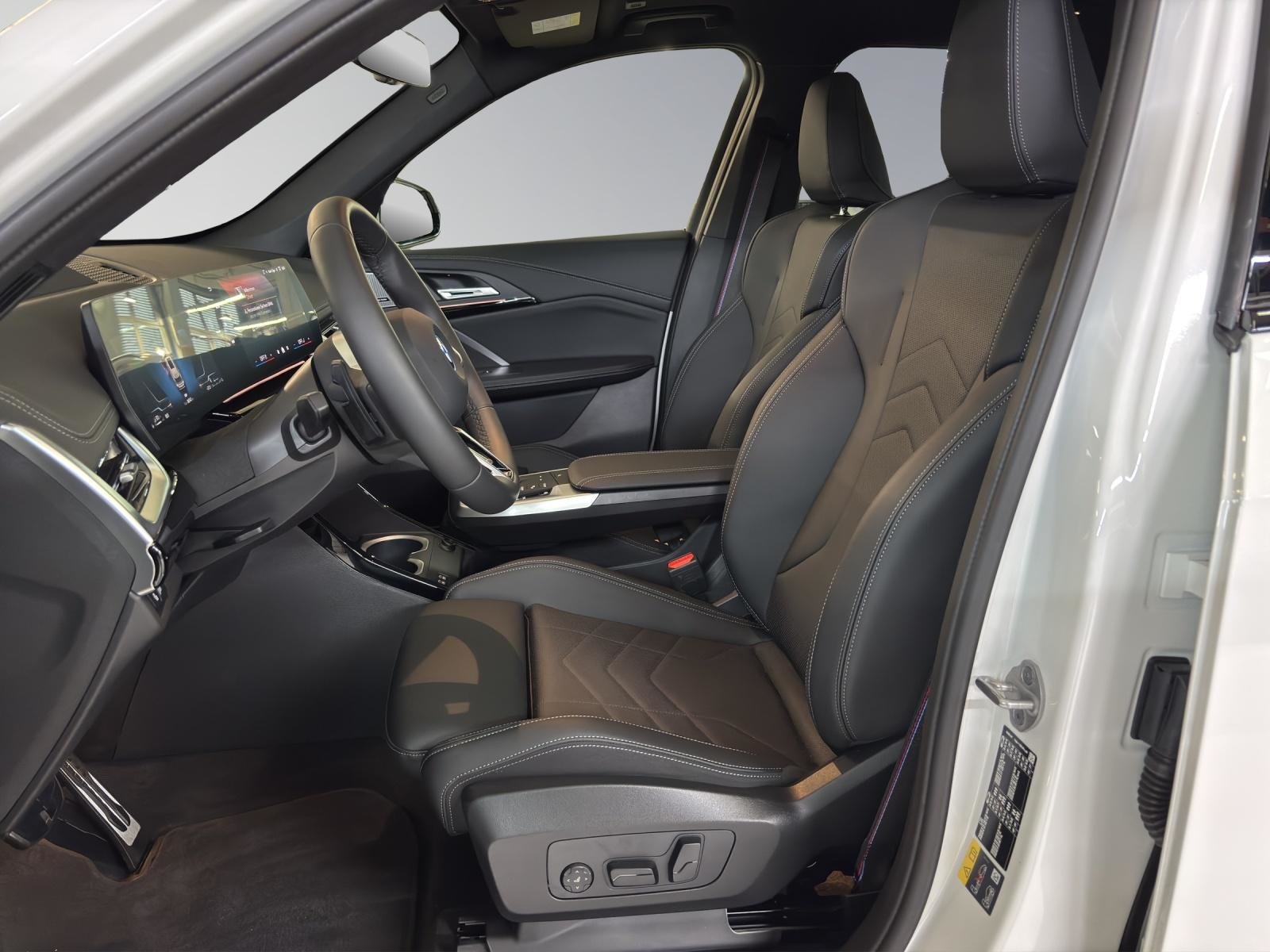 BMW X1 30e paddles, Plug-in-Hybrid Petrol/Electric, Second hand / Used, Automatic - 7