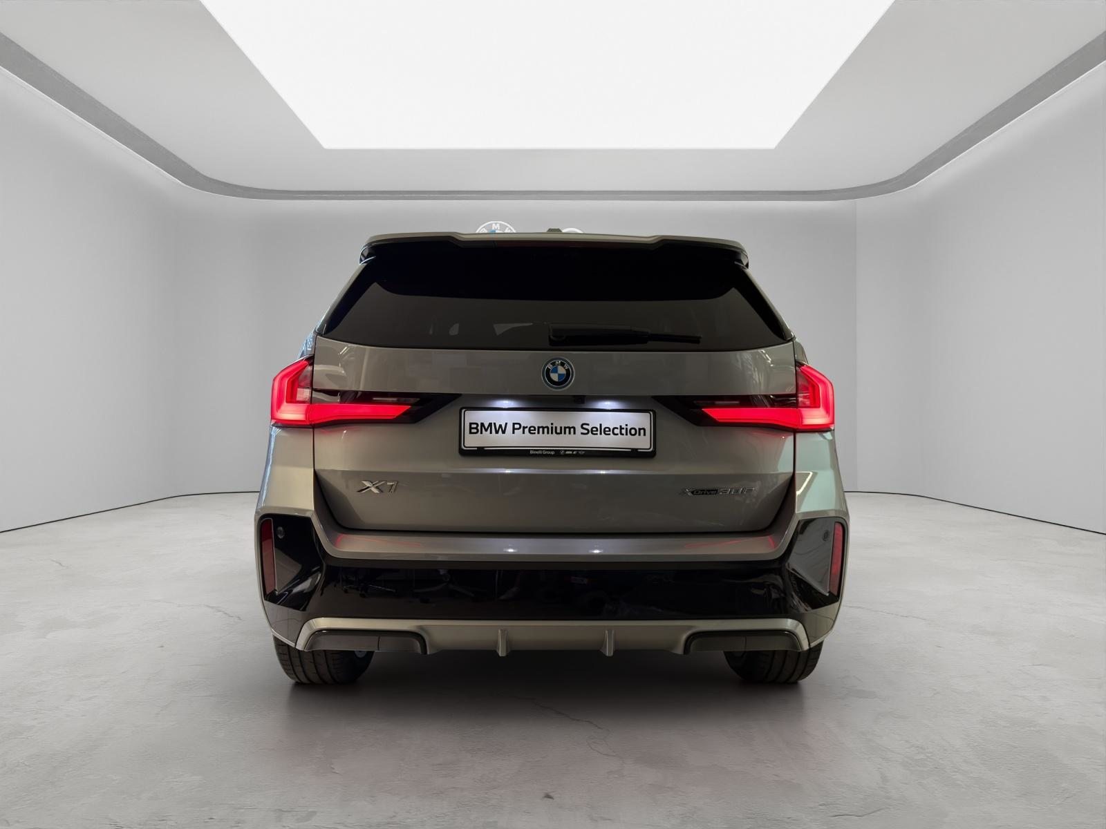 BMW X1 30e xDrive M-SportPaket, Plug-in-Hybrid Petrol/Electric, Second hand / Used, Automatic - 5