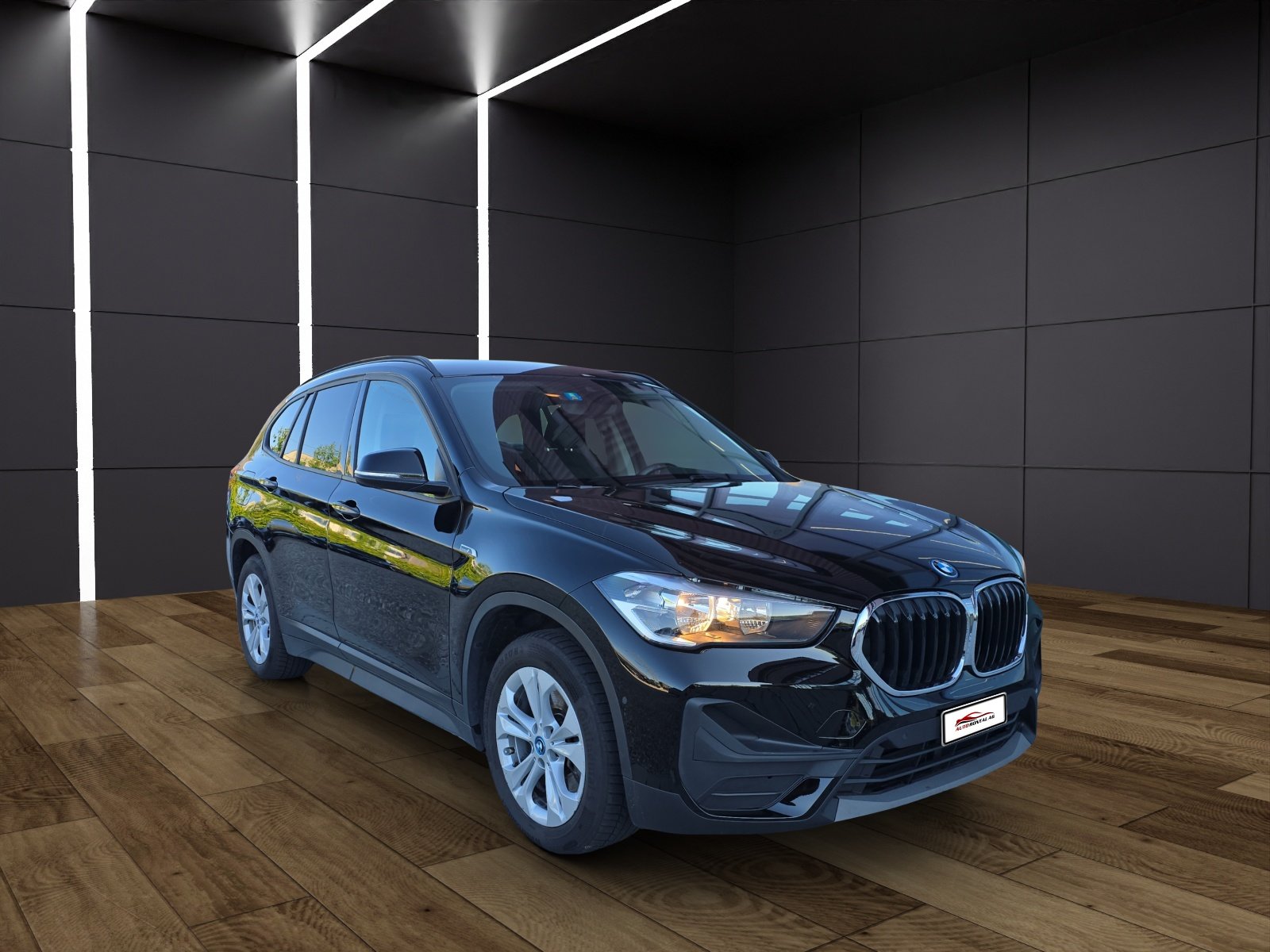 BMW X1 25e Steptronic, Plug-in-Hybrid Benzin/Elektro, Occasion / Gebraucht, Automatik - 2