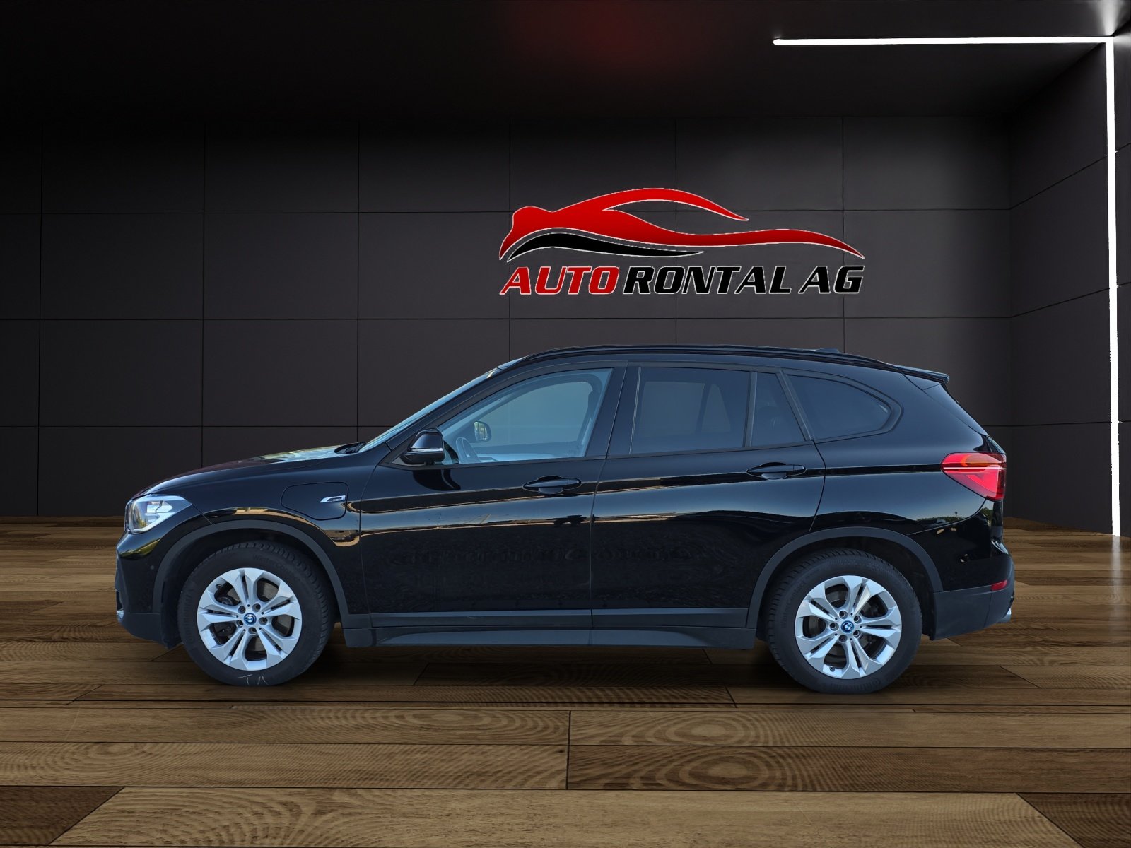 BMW X1 25e Steptronic, Plug-in-Hybrid Benzin/Elektro, Occasion / Gebraucht, Automatik - 4