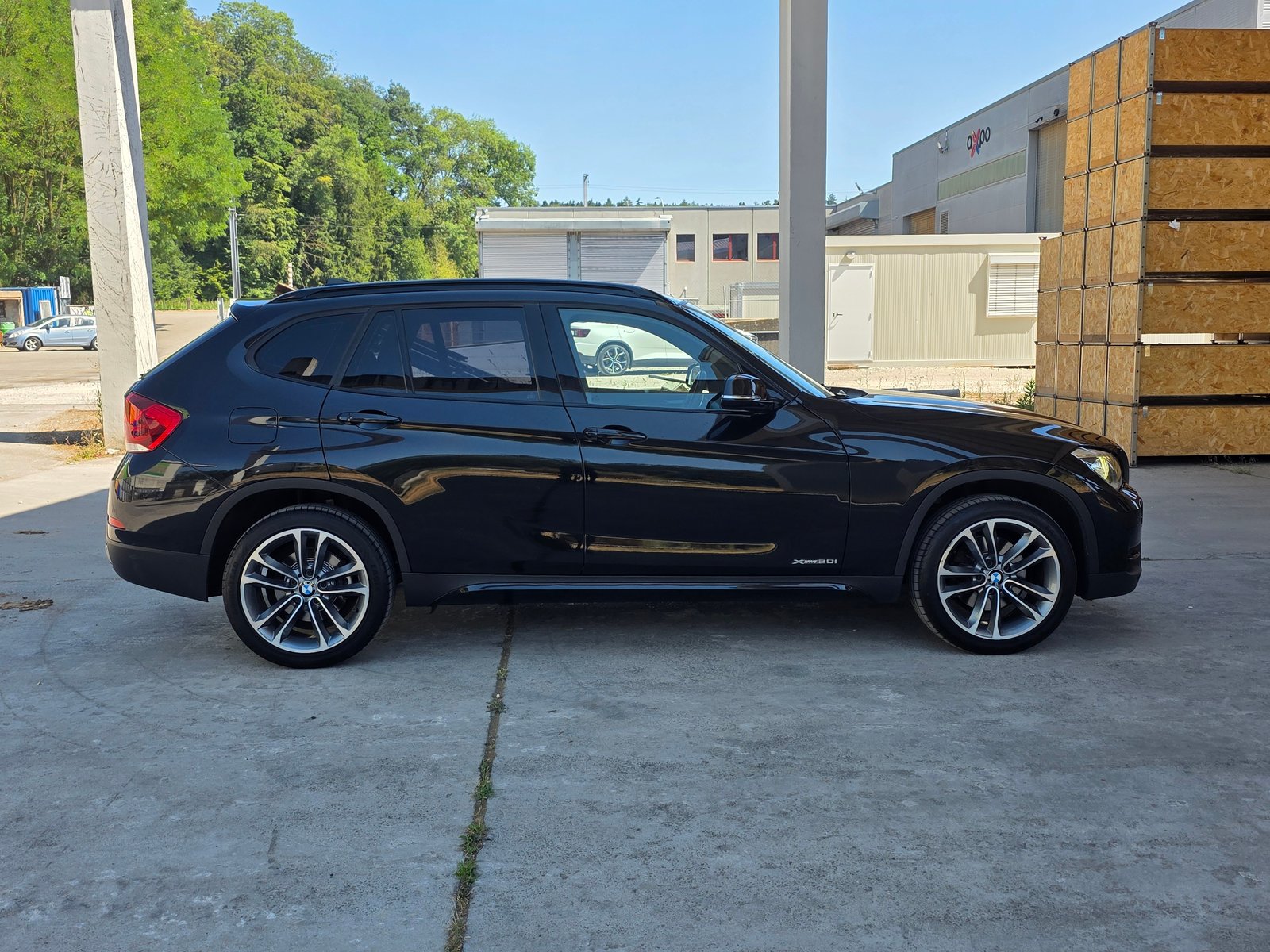 BMW X1 20i Sport Line Steptronic, Benzin, Occasion / Gebraucht, Automatik - 3