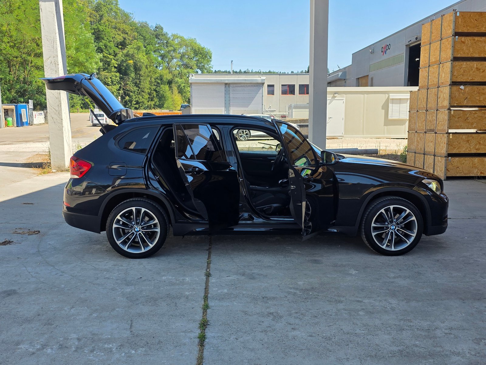 BMW X1 20i Sport Line Steptronic, Benzin, Occasion / Gebraucht, Automatik - 4
