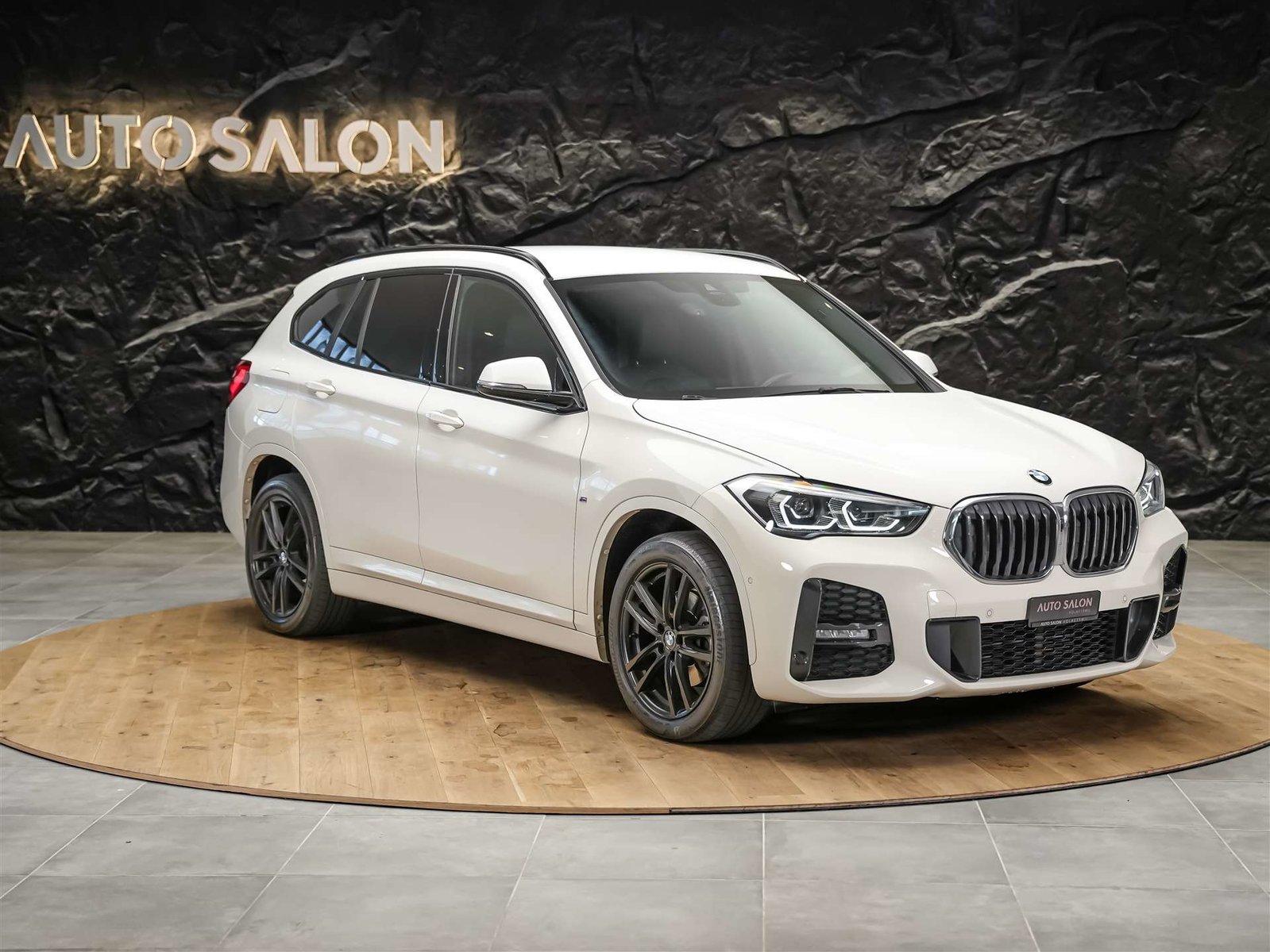 BMW X1 18d M Sport Steptronic *CH Auto*El. Sitze mit, Diesel, Second hand / Used, Automatic - 7