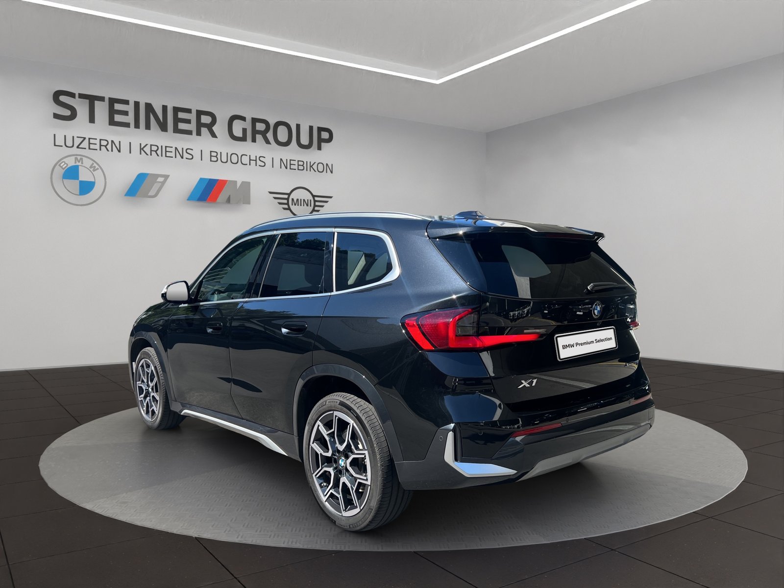 BMW X1 23i 48V xLine, Mild-Hybrid Benzin/Elektro, Occasion / Gebraucht, Automatik - 7