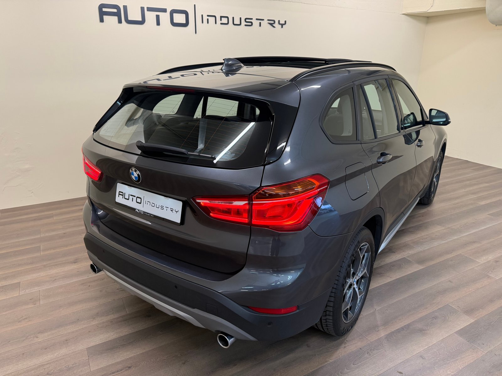 BMW X1 25i xLine Steptronic, Petrol, Second hand / Used, Automatic - 4