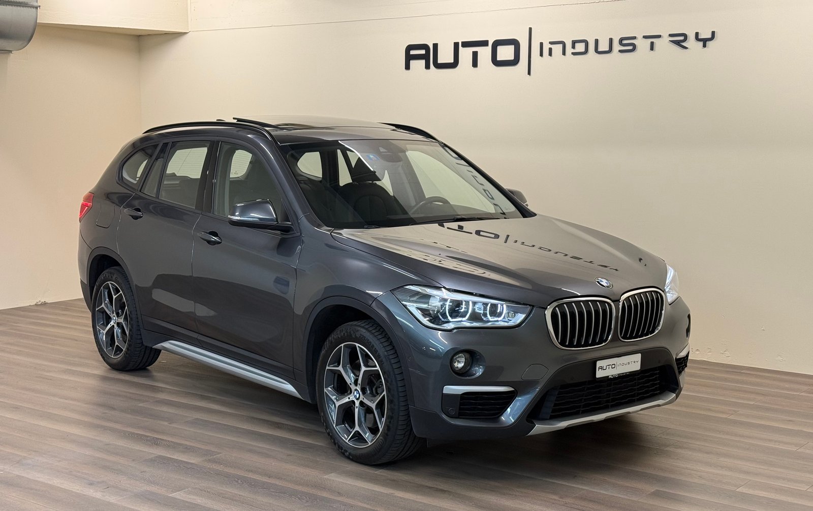 BMW X1 25i xLine Steptronic, Petrol, Second hand / Used, Automatic - 5