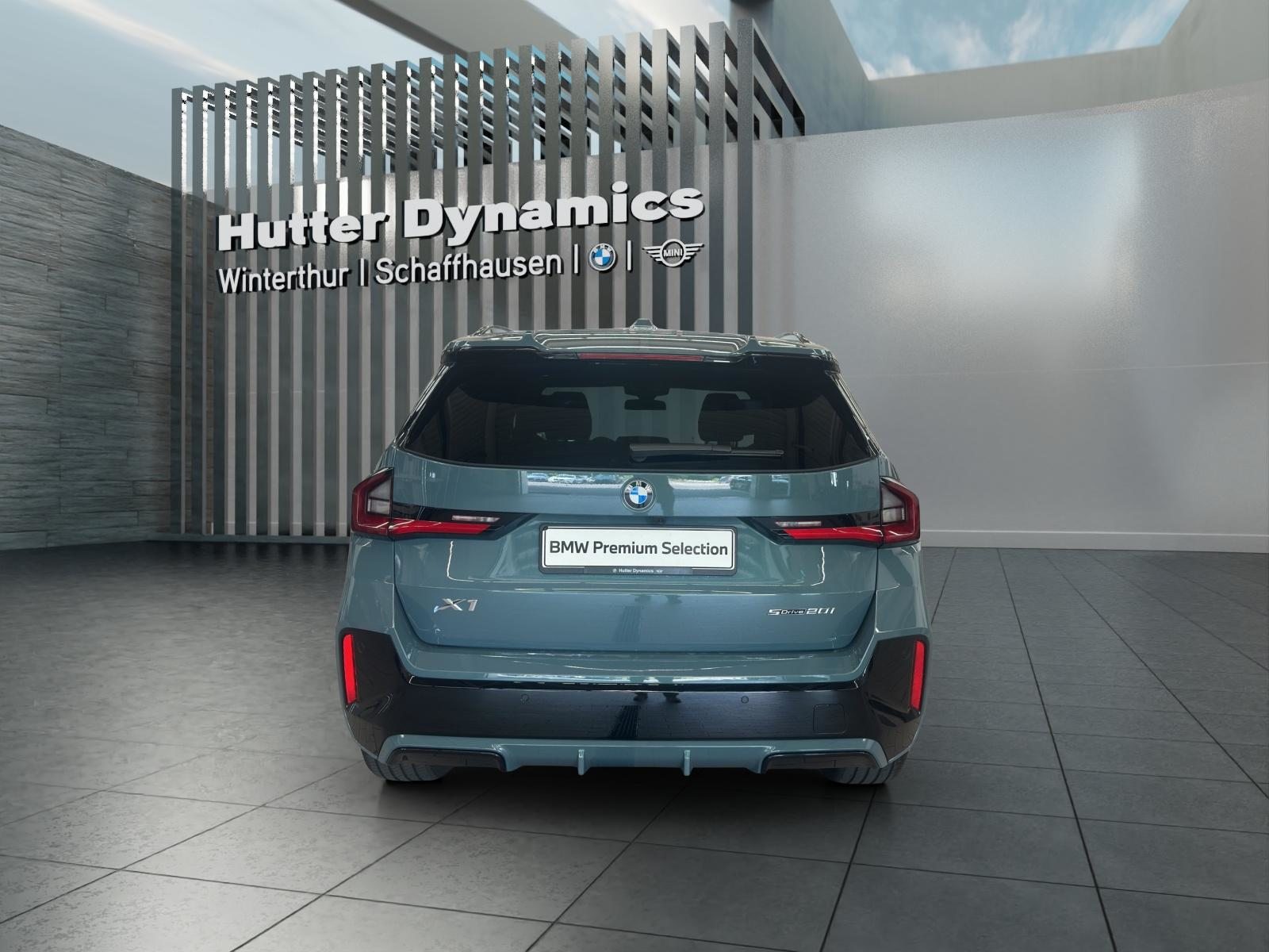 BMW X1 20i sDrive M Sportpaket Pro, Mild-Hybrid Petrol/Electric, Second hand / Used, Automatic - 4