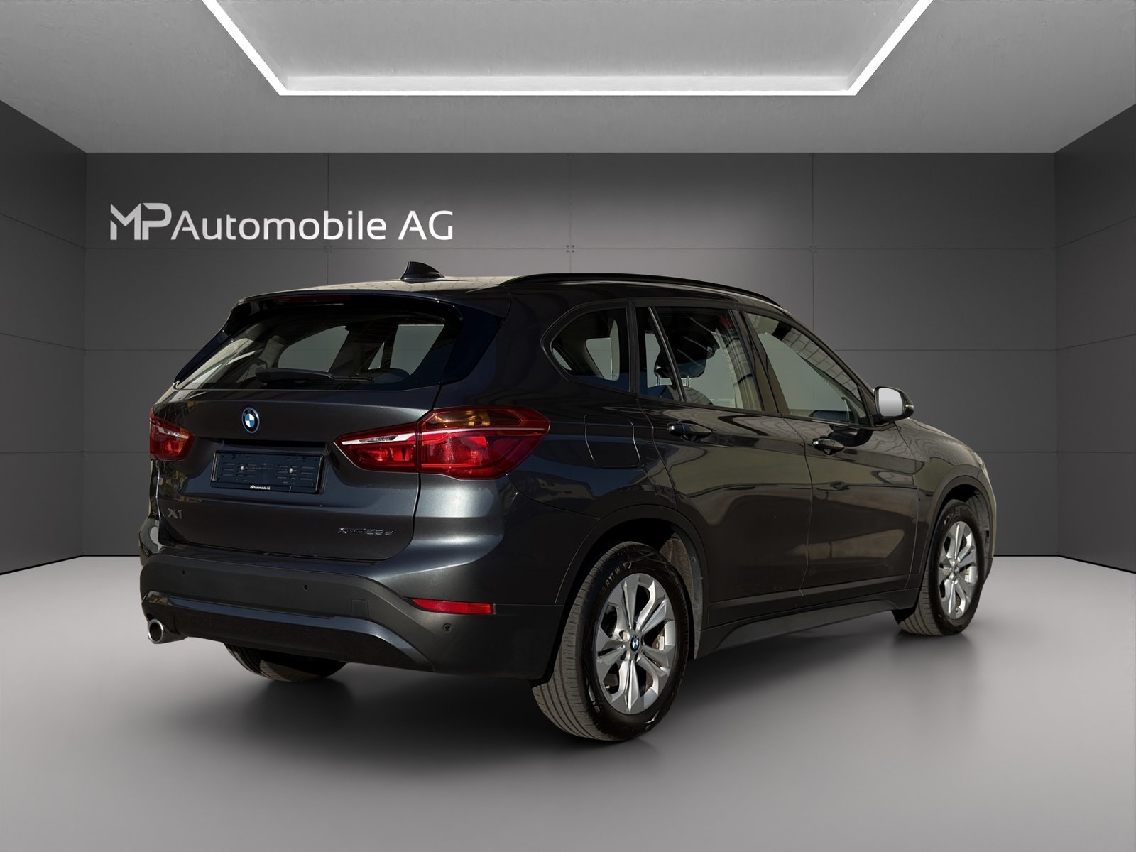BMW X1 25e Steptronic, Plug-in-Hybrid Petrol/Electric, Second hand / Used, Automatic - 3