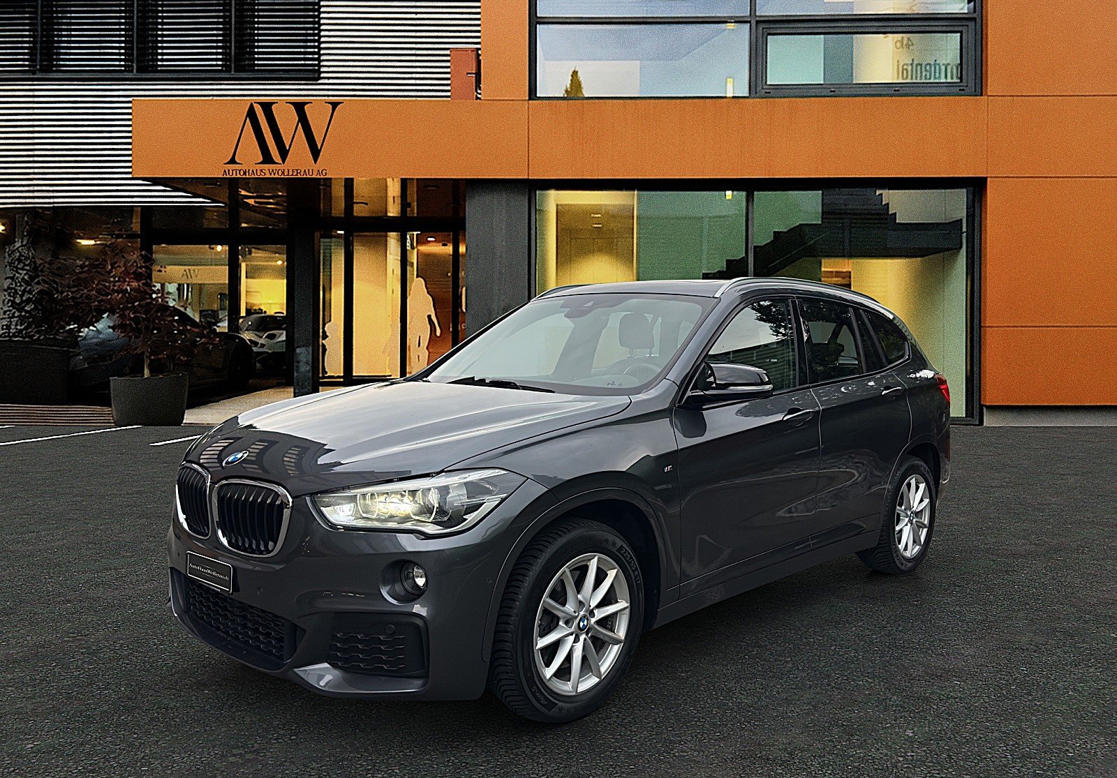 BMW X1 25i SAG / Top Ausstattung, Benzin, Occasion / Gebraucht, Automatik - 3