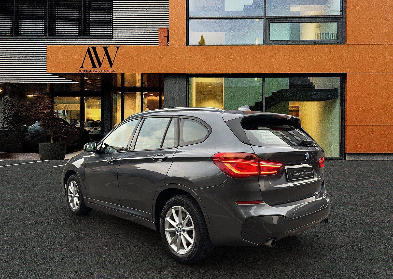 BMW X1 25i SAG / Top Ausstattung, Benzin, Occasion / Gebraucht, Automatik - 4