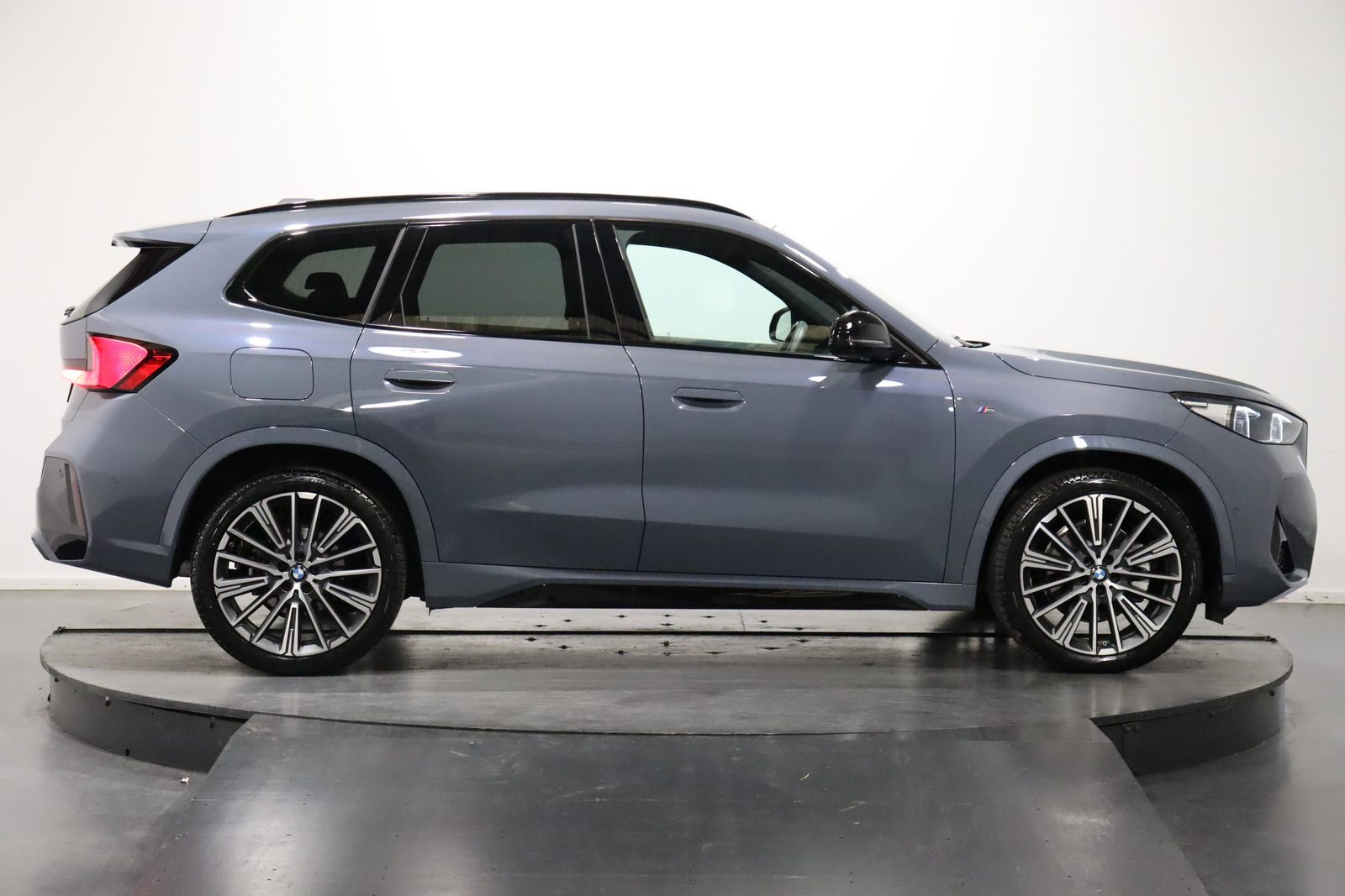 BMW X1 23i xDrive, Hybride Leggero Benzina/Elettrica, Occasioni / Usate, Automatico - 3