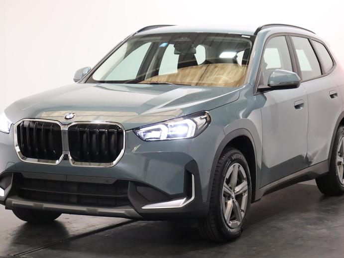 BMW X1 18i sDrive, Benzin, Occasion / Gebraucht, Automatik