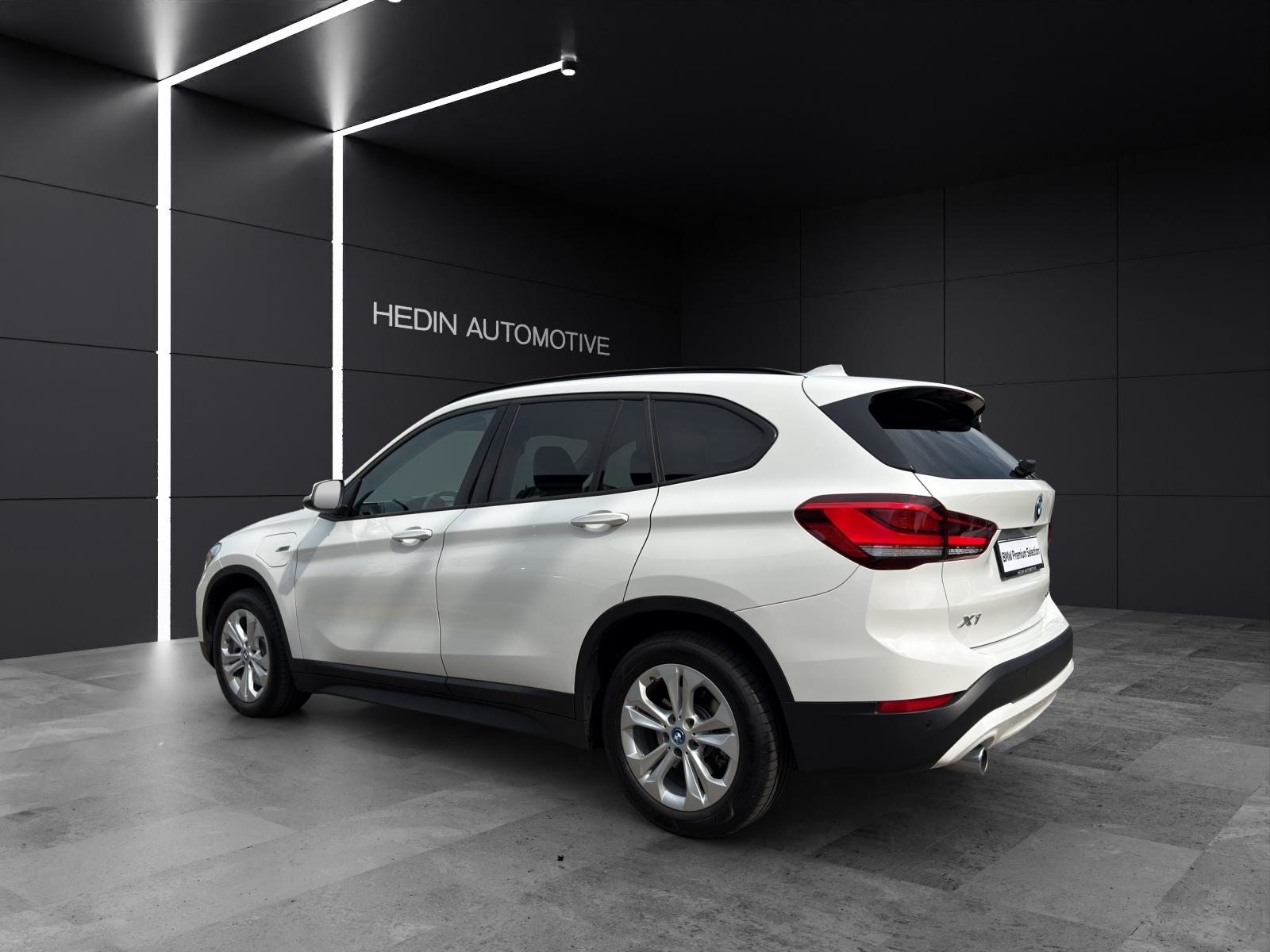 BMW X1 xDrive 25e, Plug-in-Hybrid Benzin/Elektro, Occasion / Gebraucht, Automatik - 4