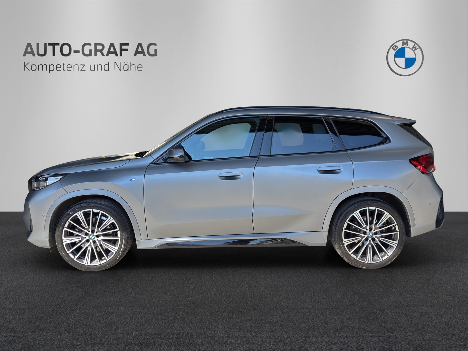 BMW X1 23i xDrive M Sport, Mild-Hybrid Benzin/Elektro, Occasion / Gebraucht, Automatik - 2