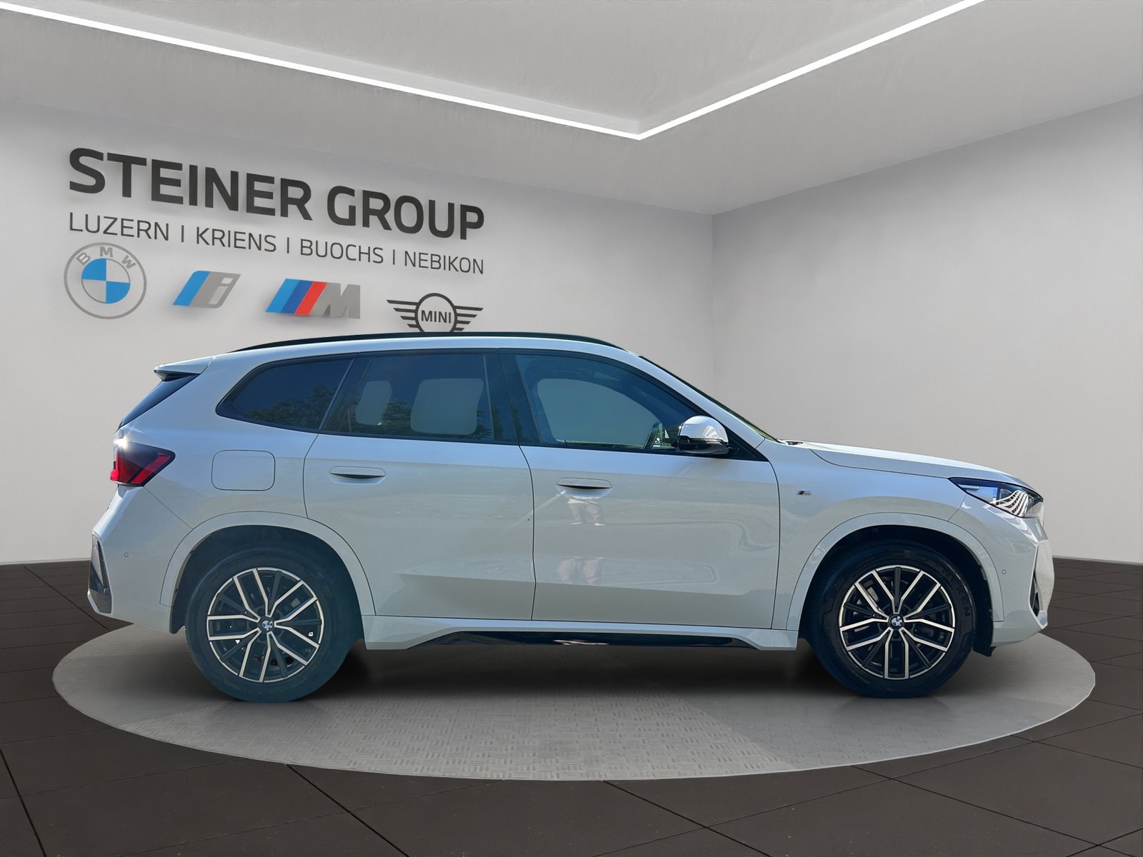 BMW X1 23i 48V M Sport, Hybride Léger Essence/Électricité, Occasion / Utilisé, Automatique - 4