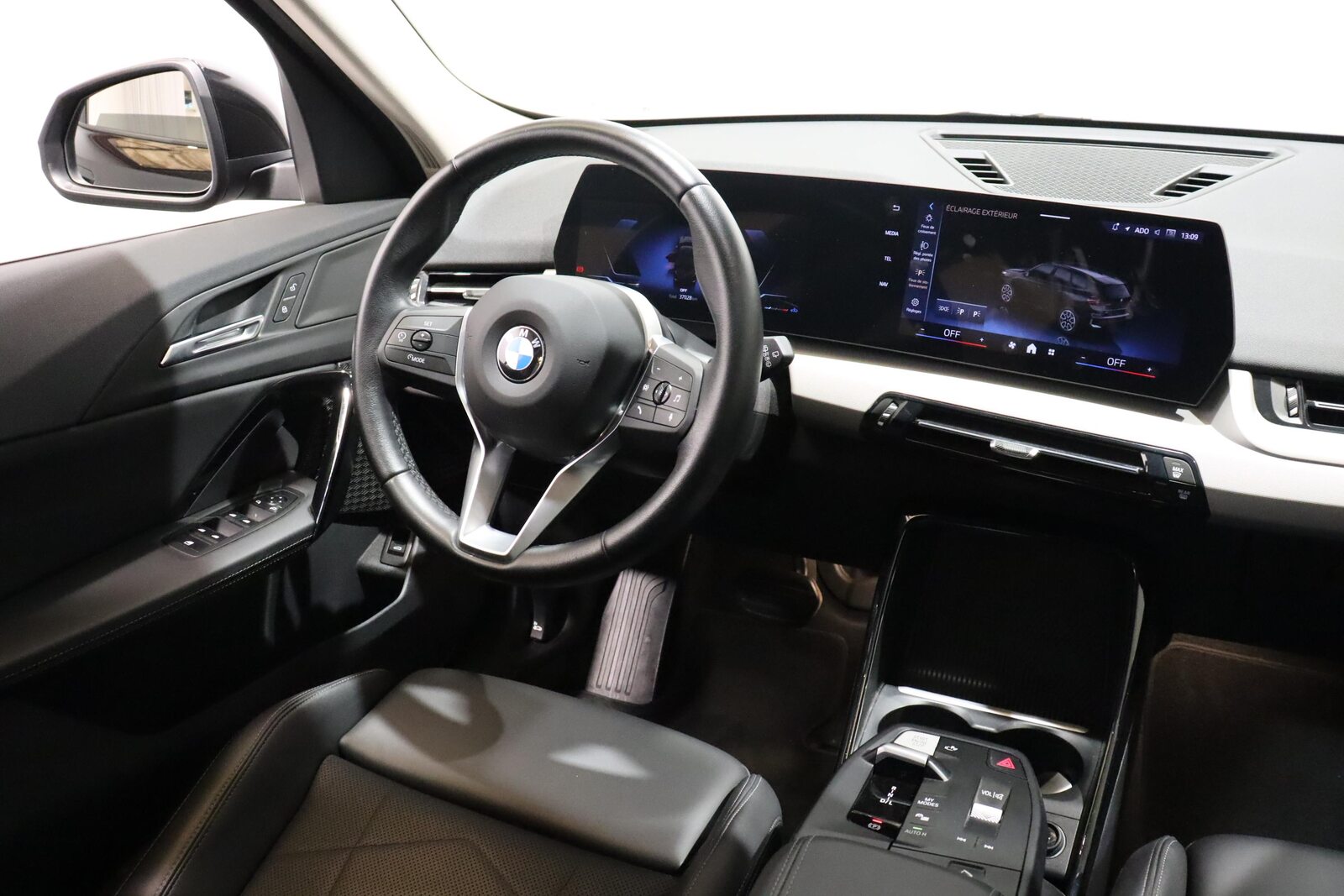 BMW X1 20i sDrive, Mild-Hybrid Petrol/Electric, Second hand / Used, Automatic - 7