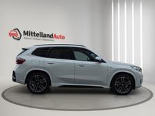BMW X1 23i 48V M Sport, Mild-Hybrid Benzin/Elektro, Occasion / Gebraucht, Automatik - 4