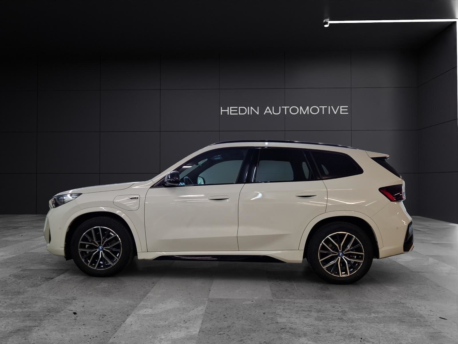 BMW X1 30e xDrive, Plug-in-Hybrid Petrol/Electric, Second hand / Used, Automatic - 2
