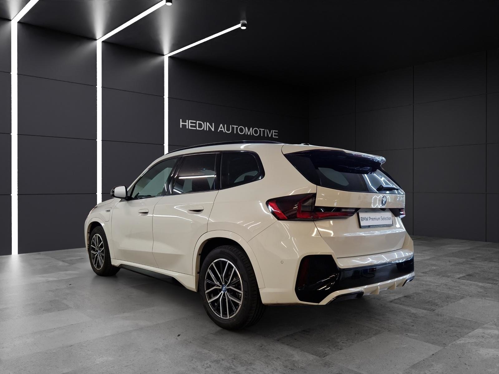 BMW X1 30e xDrive, Plug-in-Hybrid Petrol/Electric, Second hand / Used, Automatic - 3