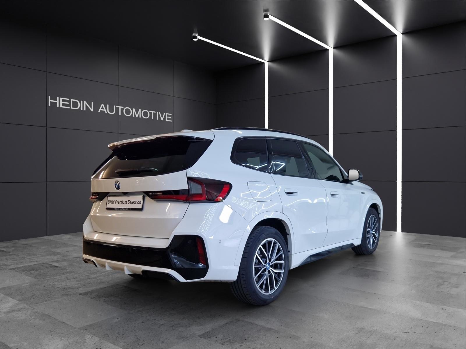 BMW X1 30e xDrive, Plug-in-Hybrid Petrol/Electric, Second hand / Used, Automatic - 5