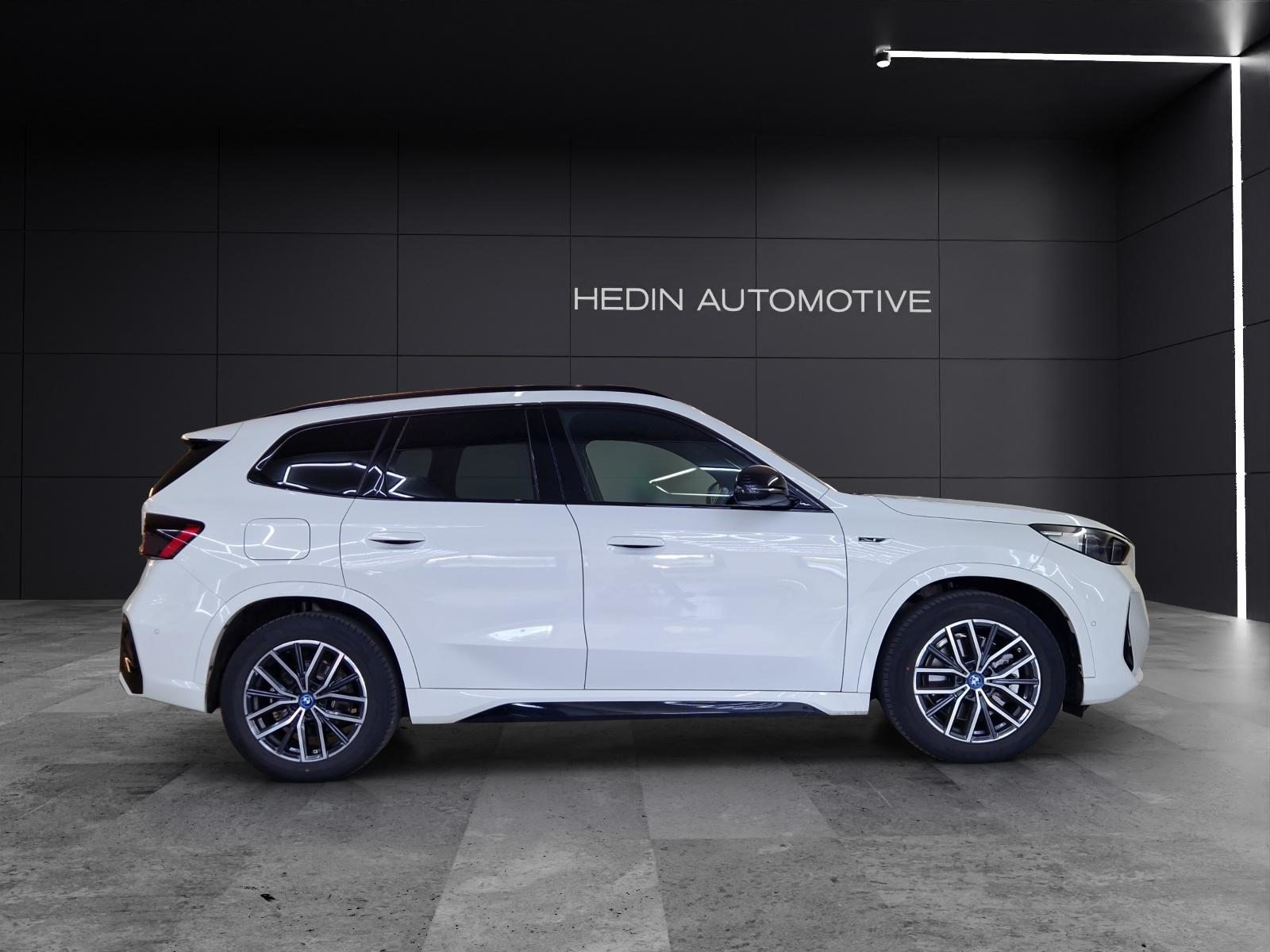 BMW X1 30e xDrive, Plug-in-Hybrid Petrol/Electric, Second hand / Used, Automatic - 6