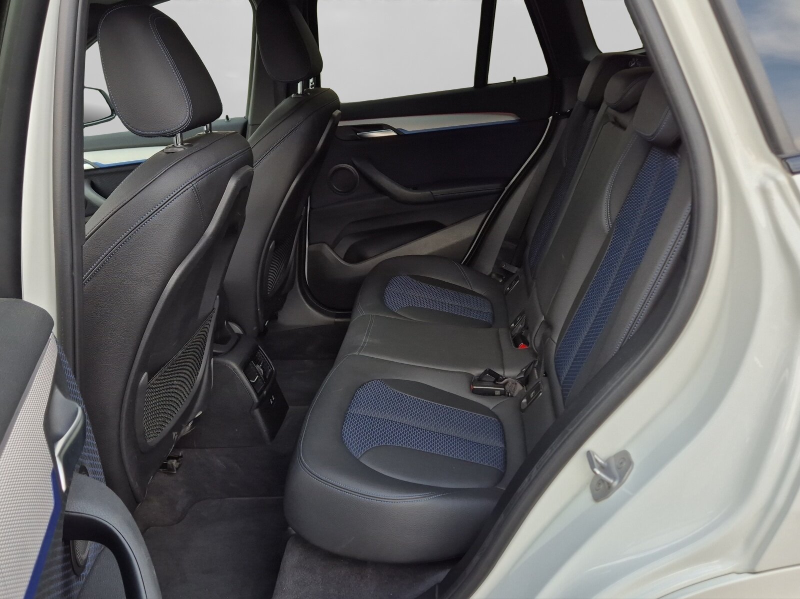 BMW X1 20d  SAG, Diesel, Occasion / Gebraucht, Automatik - 7