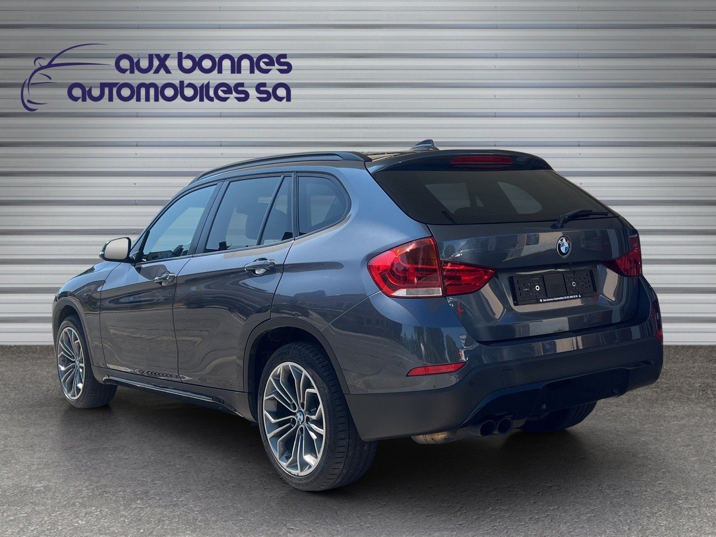 BMW X1 28i Sport Line Steptronic, Benzin, Occasion / Gebraucht, Automatik - 2