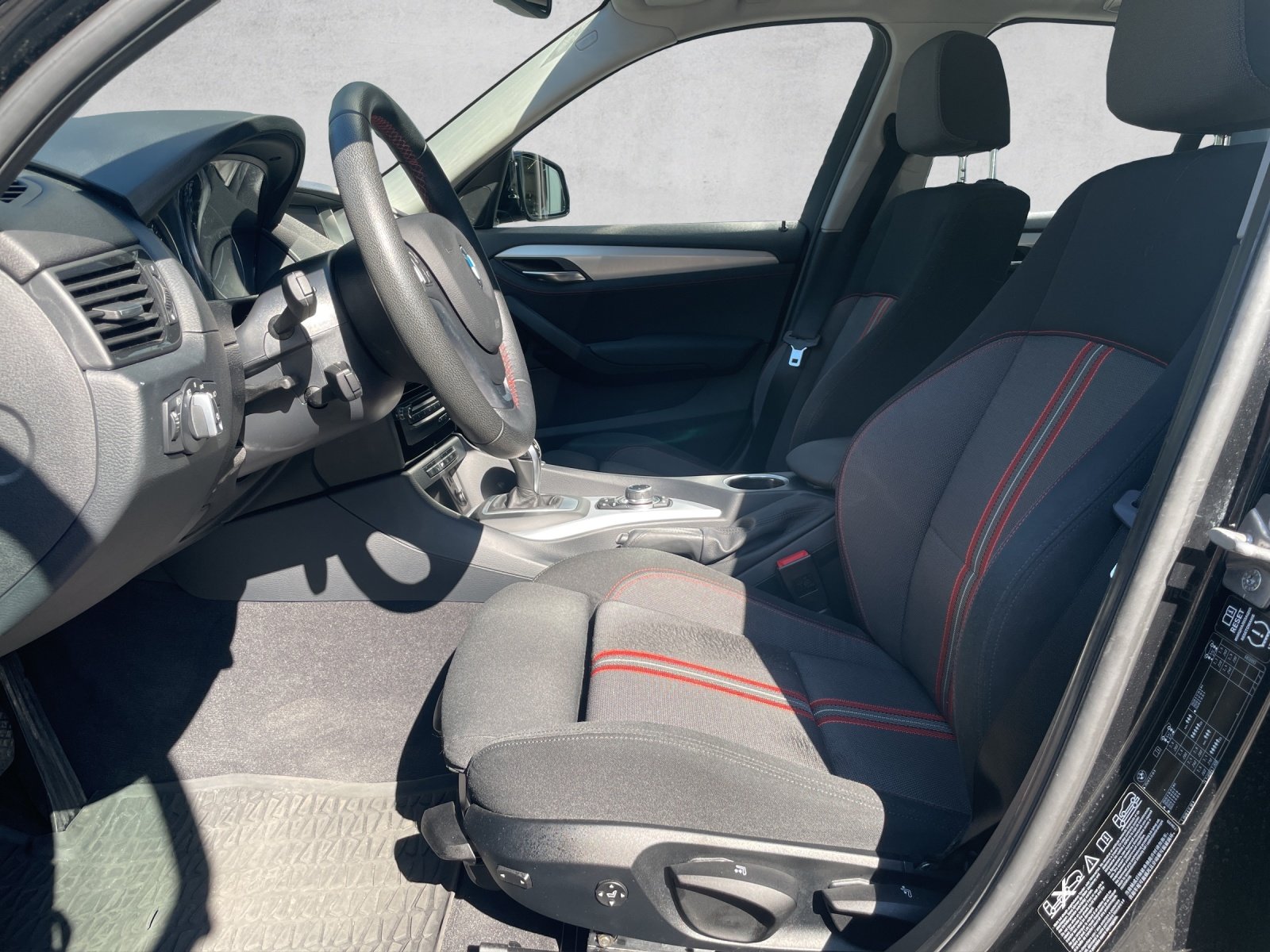 BMW X1 25d Sport Line Steptronic, Diesel, Occasion / Gebraucht, Automatik - 5